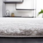 BERBER SHAG 574 – IVORY / GREY
