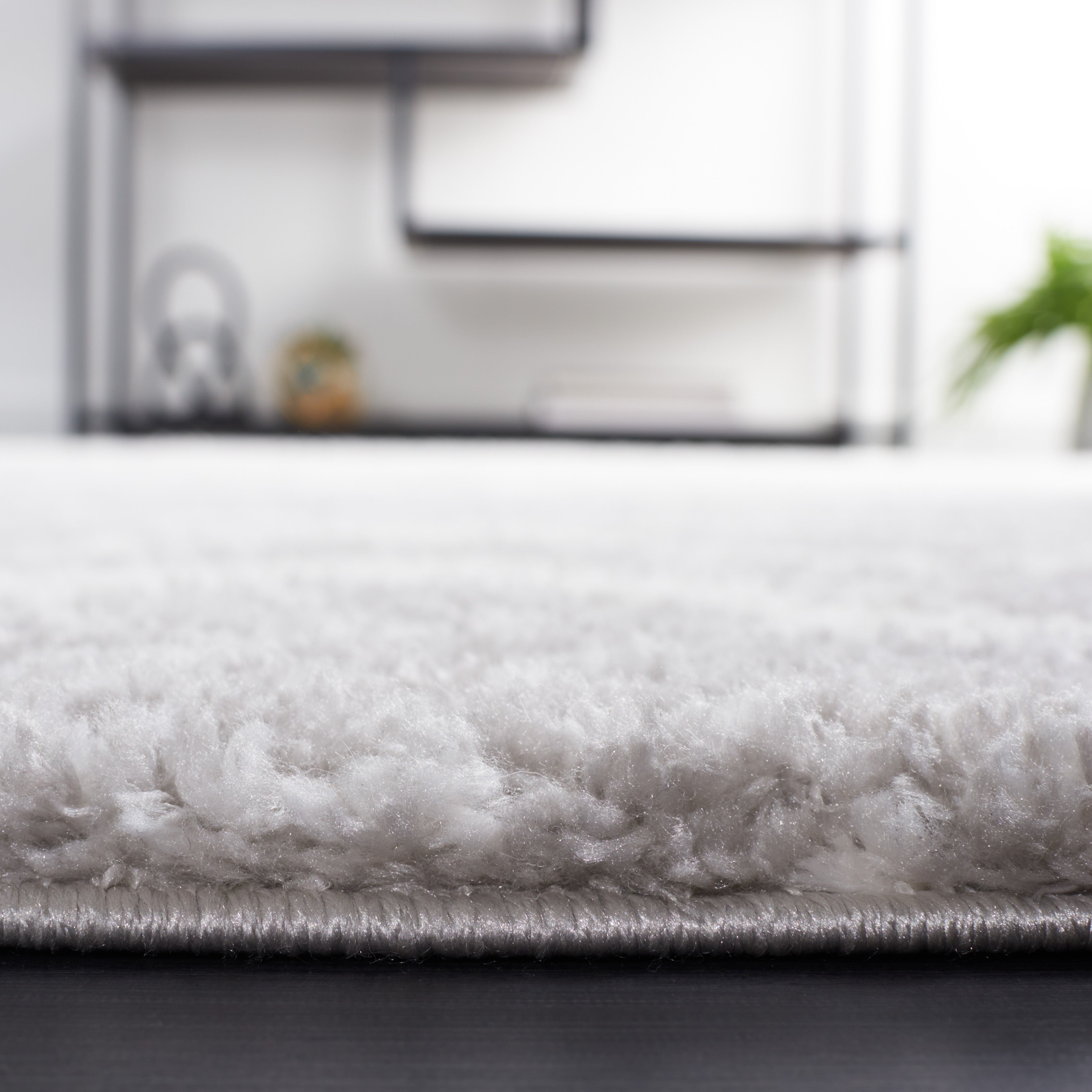 BERBER SHAG 574 – IVORY / GREY