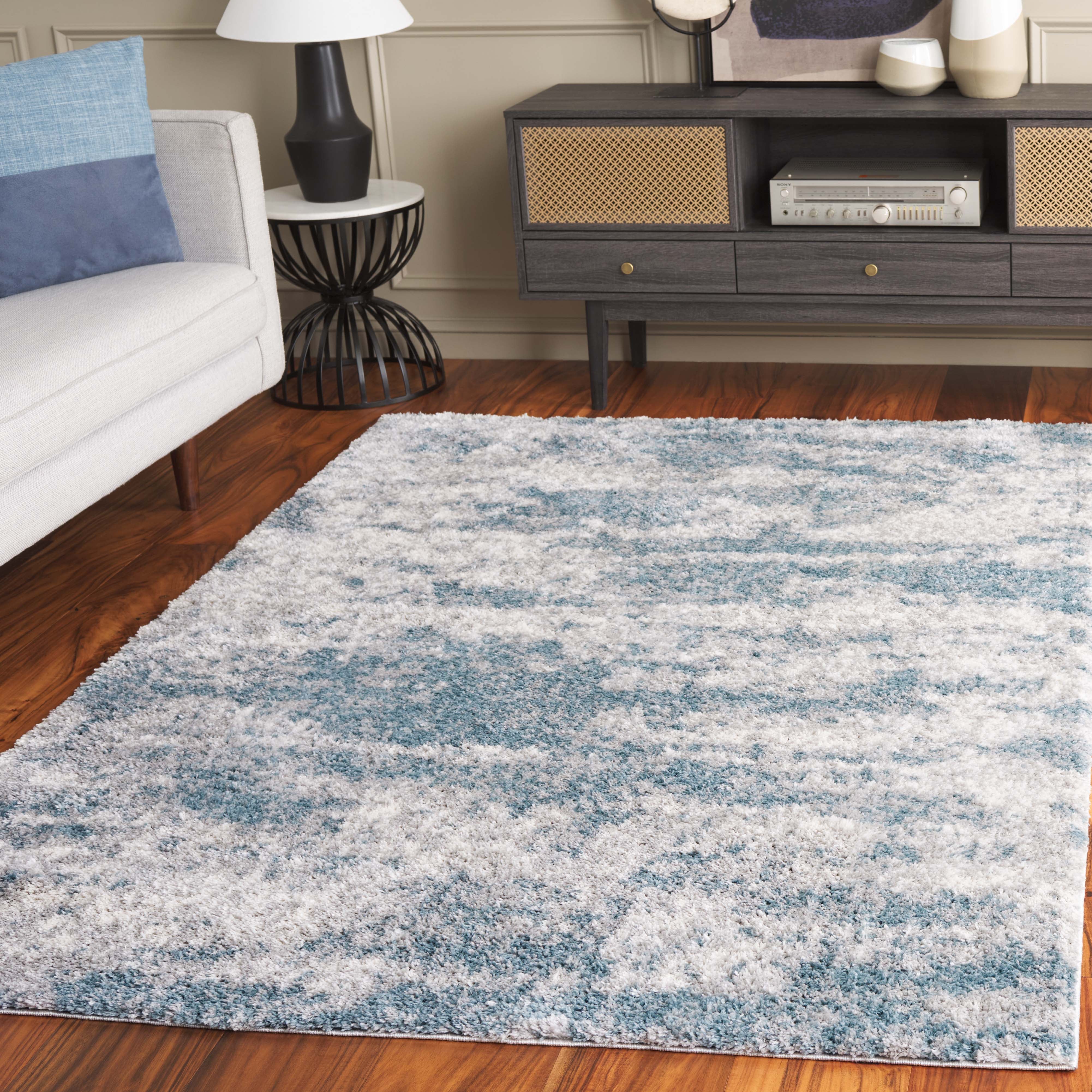 BERBER SHAG 586 – IVORY / BLUE