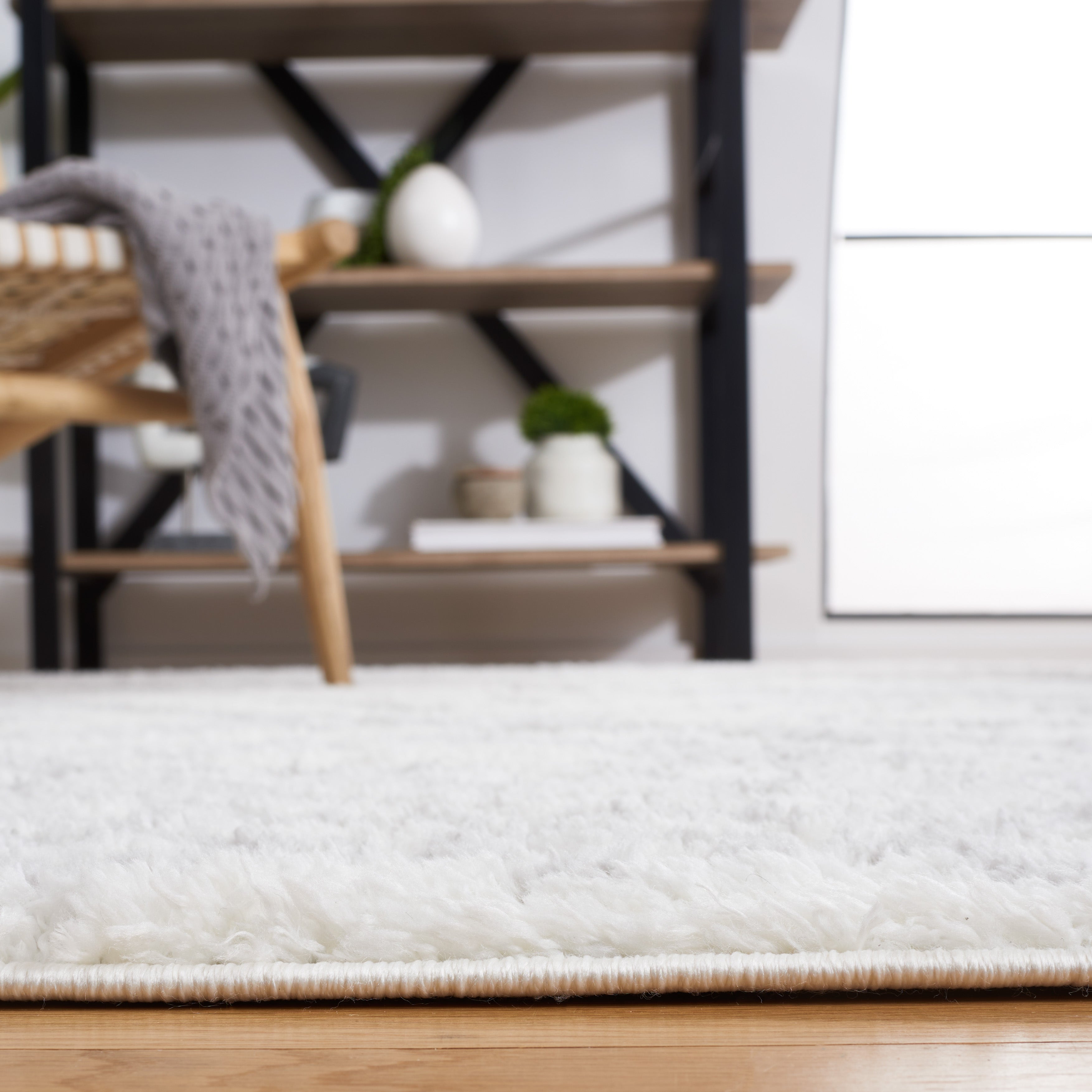 BERBER SHAG 589 – IVORY / GREY