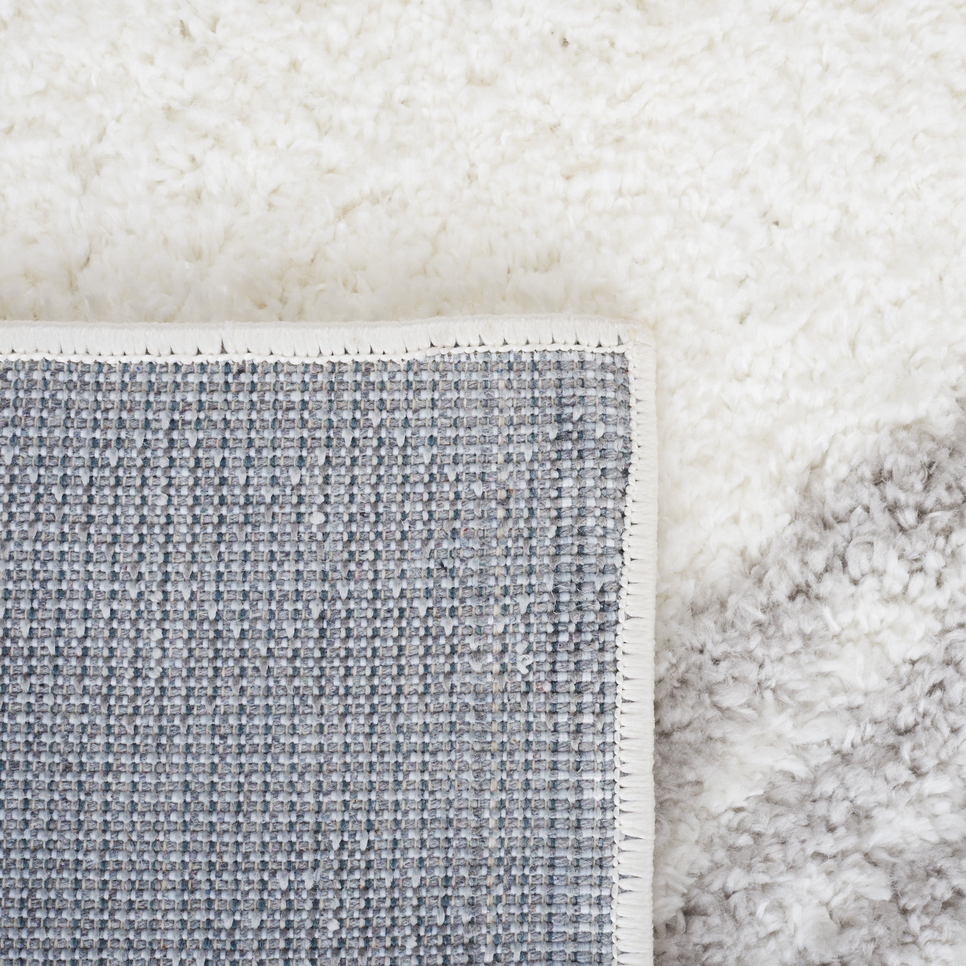 BERBER SHAG 591 – IVORY / GREY