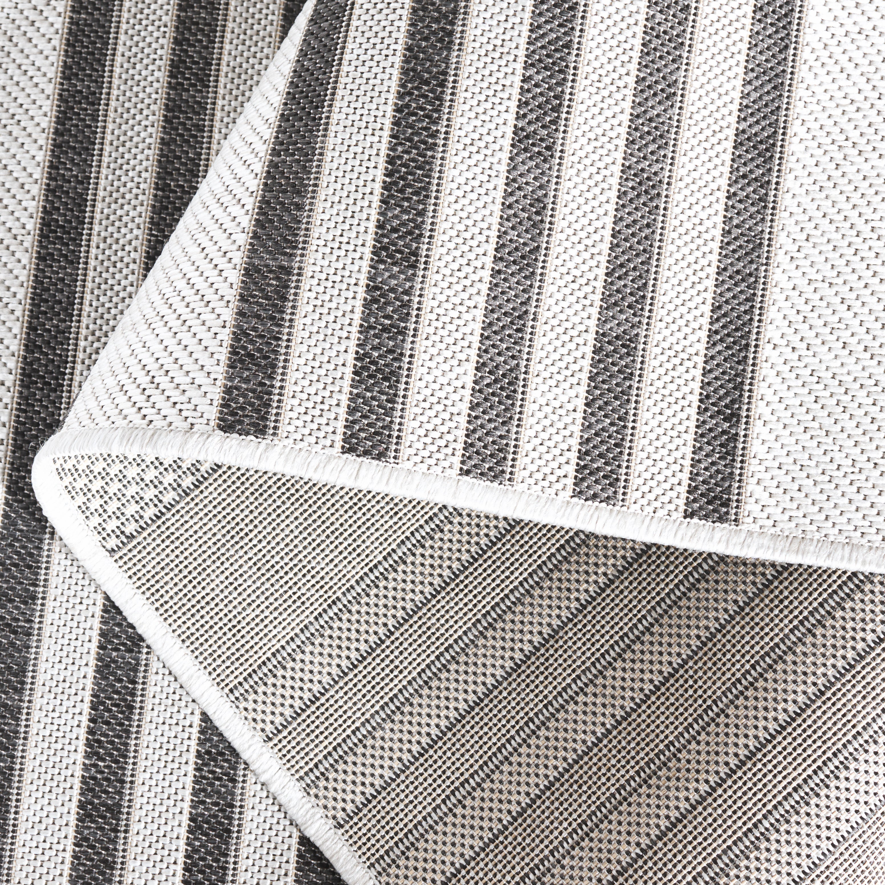 BEACH HOUSE 222 – LIGHT GREY / CHARCOAL