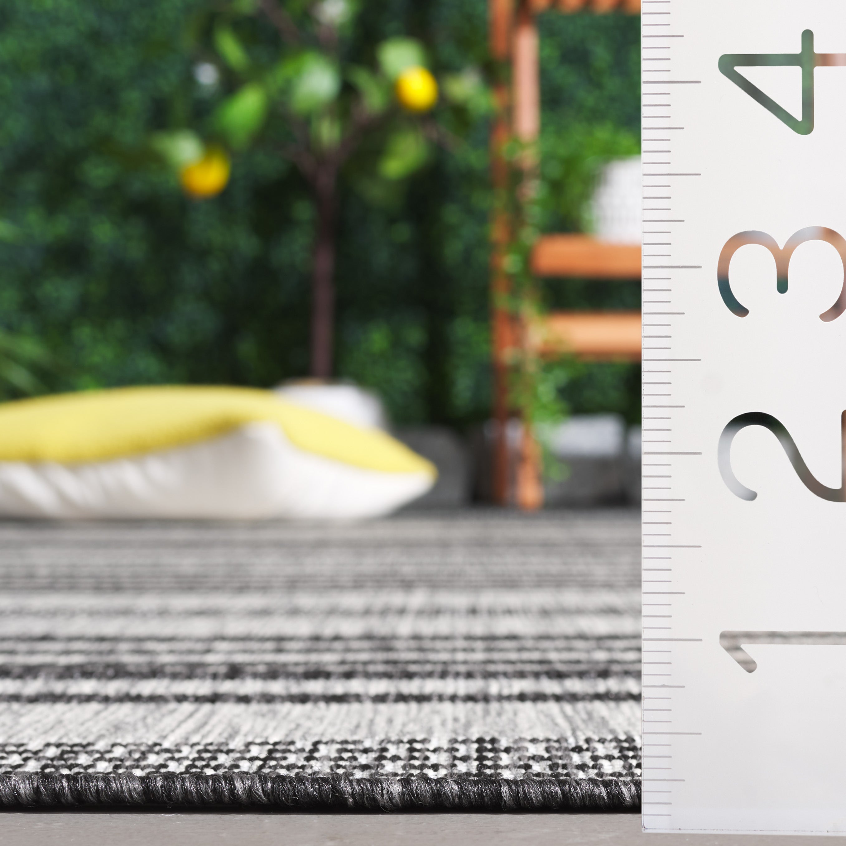 BEACH HOUSE 278 – GREY / CHARCOAL
