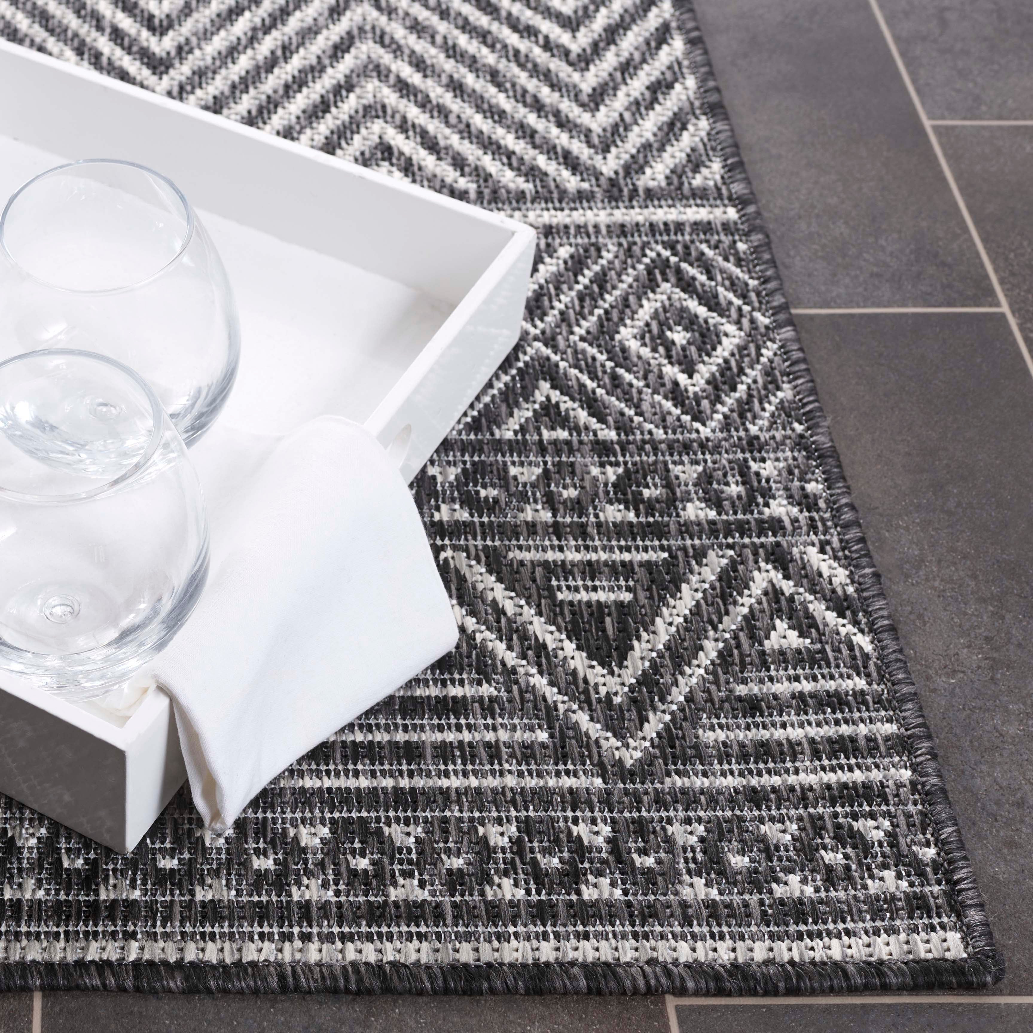 BEACH HOUSE 288 – CHARCOAL / GREY