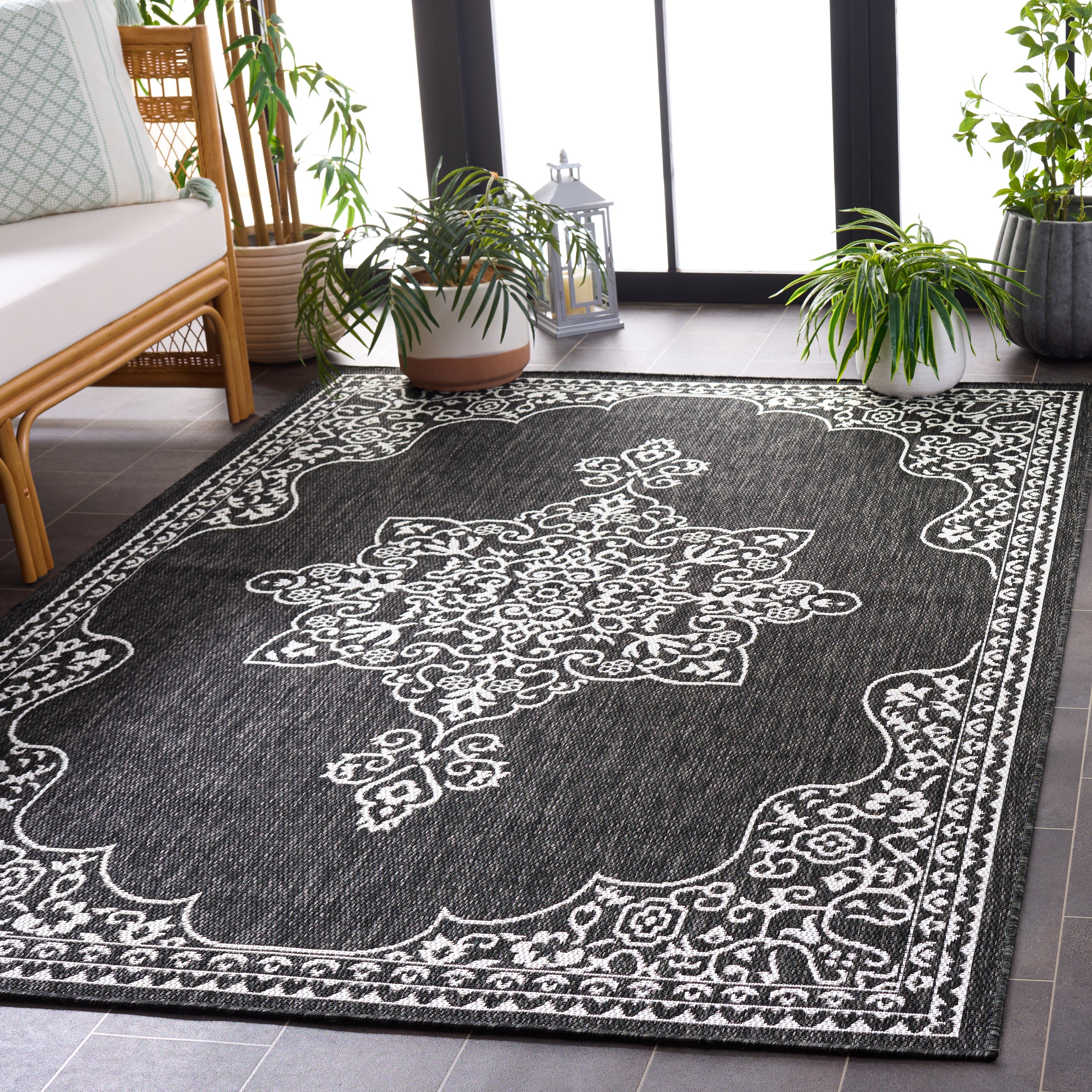 BEACH HOUSE 292 – CHARCOAL / IVORY