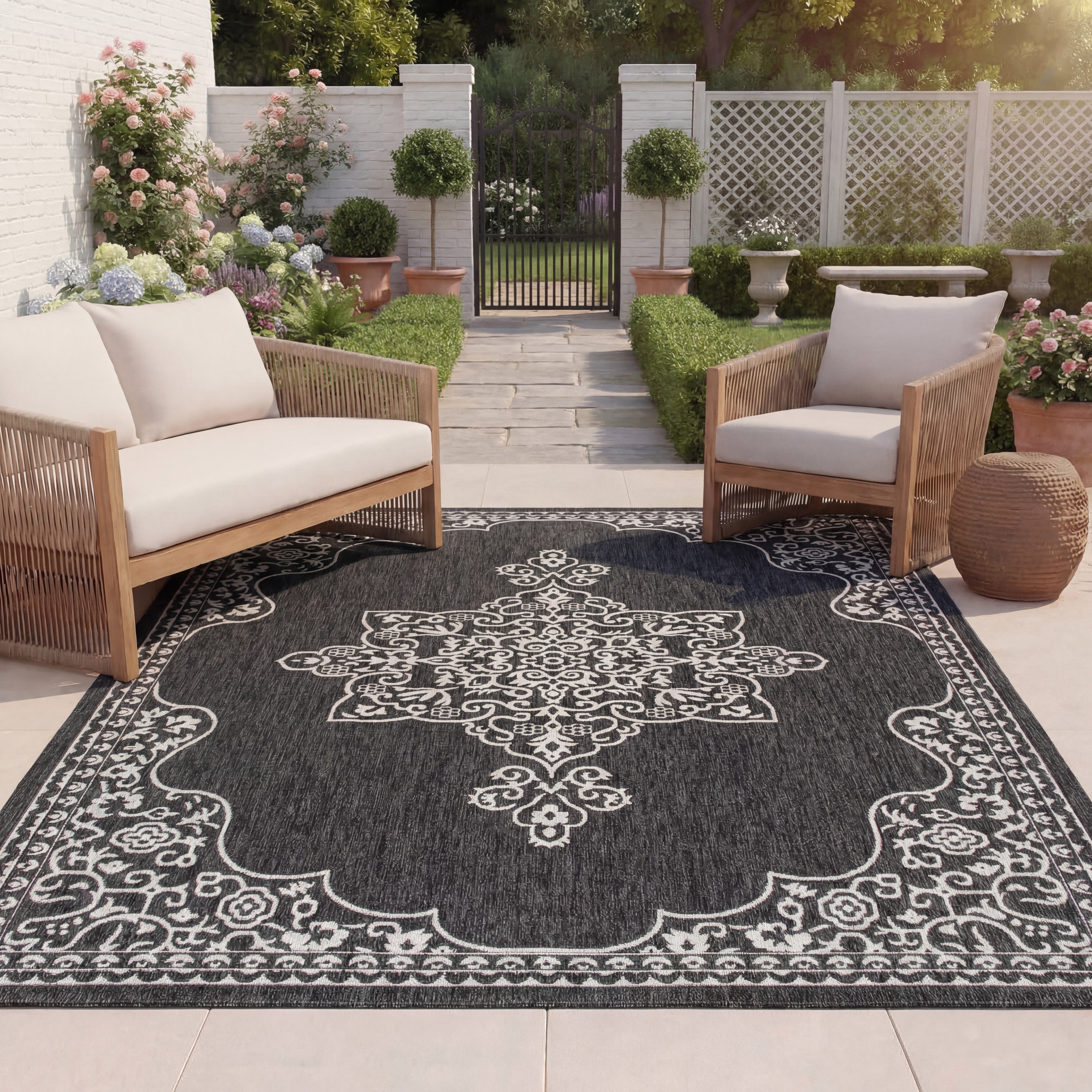 BEACH HOUSE 292 – CHARCOAL / IVORY