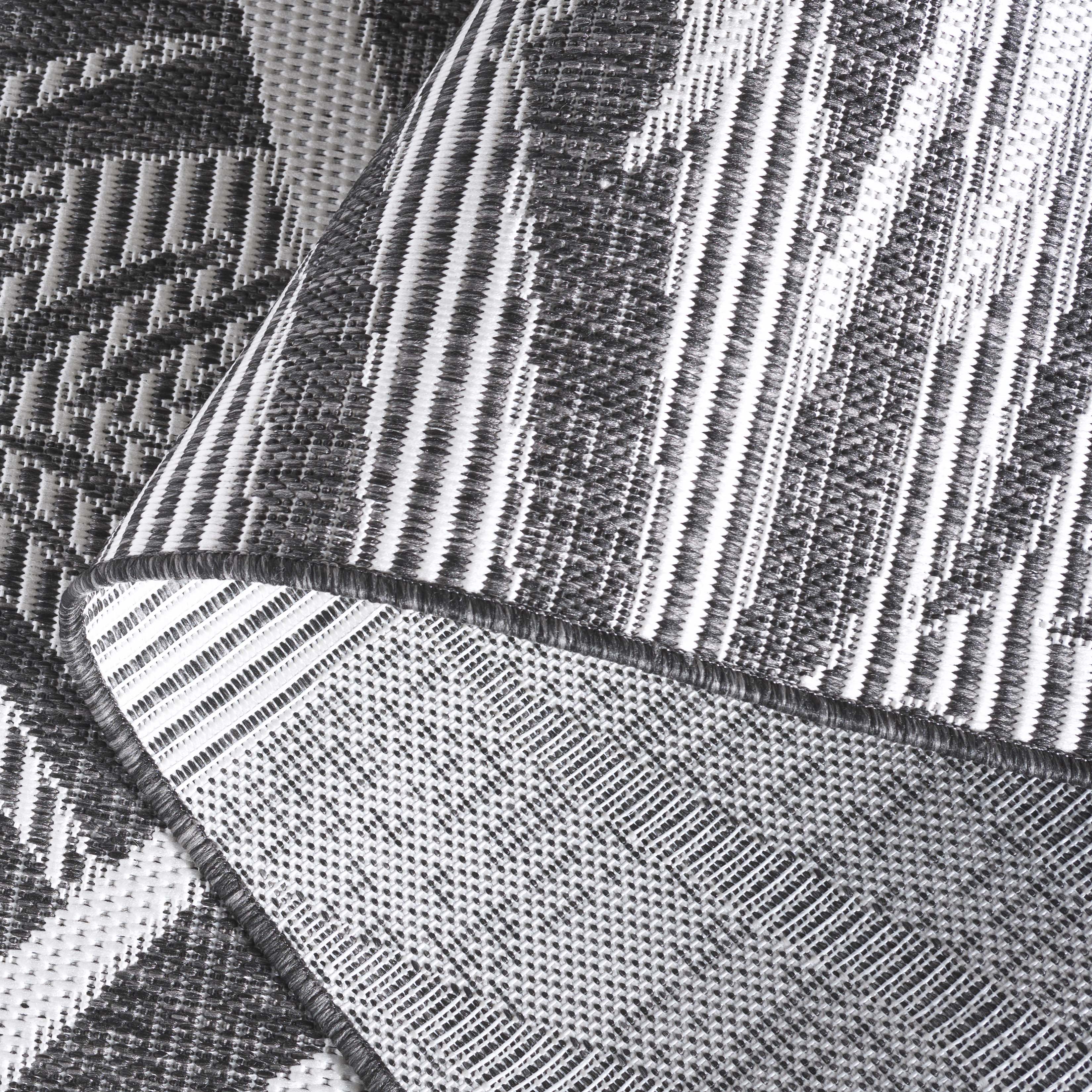 BEACH HOUSE 294 – CHARCOAL / IVORY