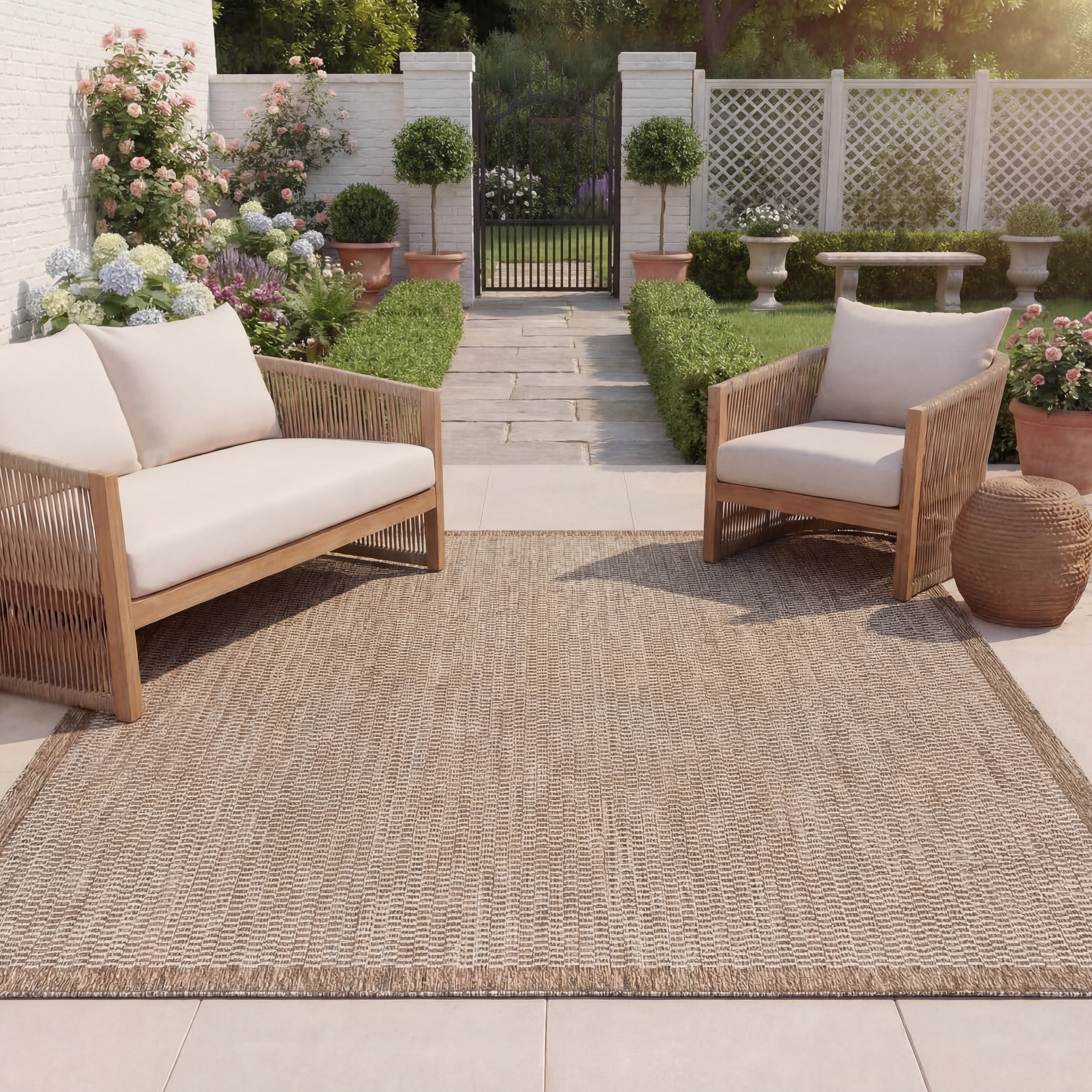 BEACH HOUSE 404 – BROWN / IVORY