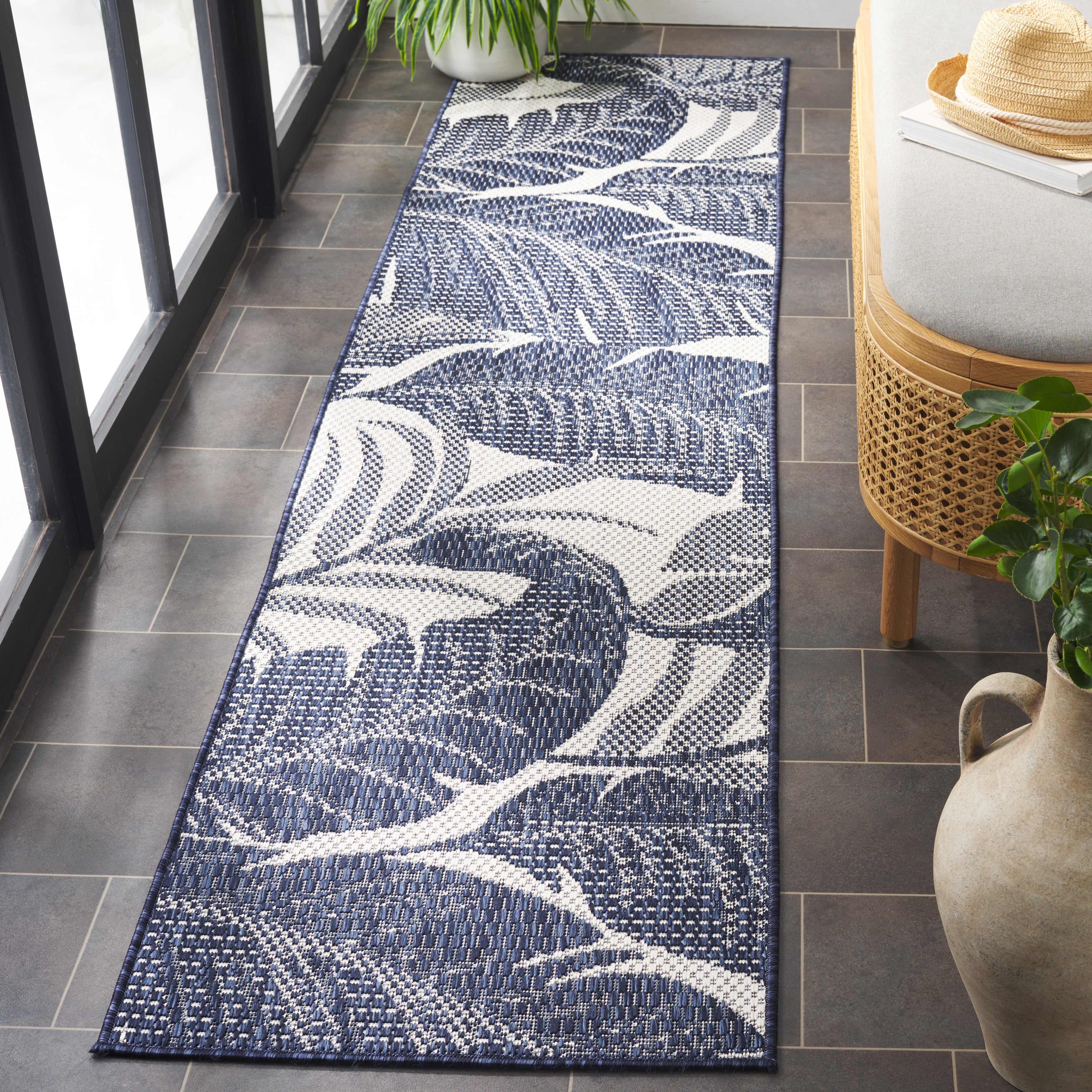 BEACH HOUSE 422 – NAVY / IVORY