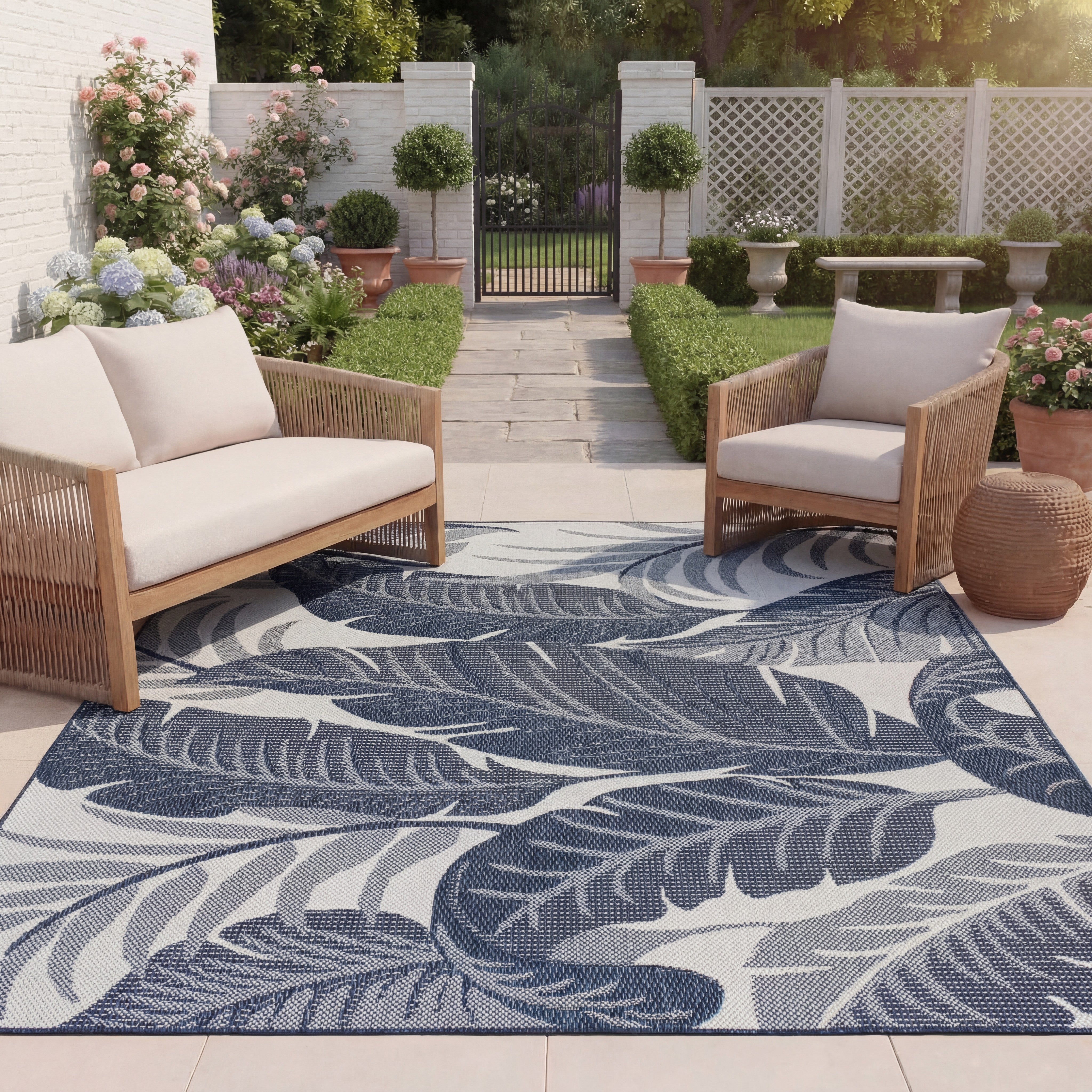 BEACH HOUSE 422 – NAVY / IVORY