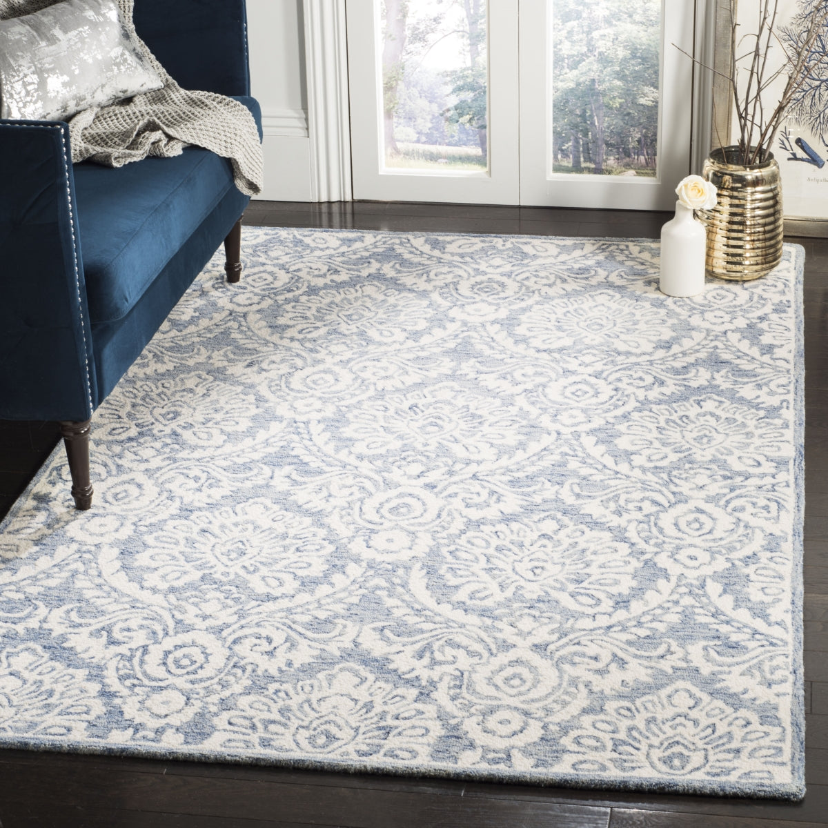 BLUE / IVORY