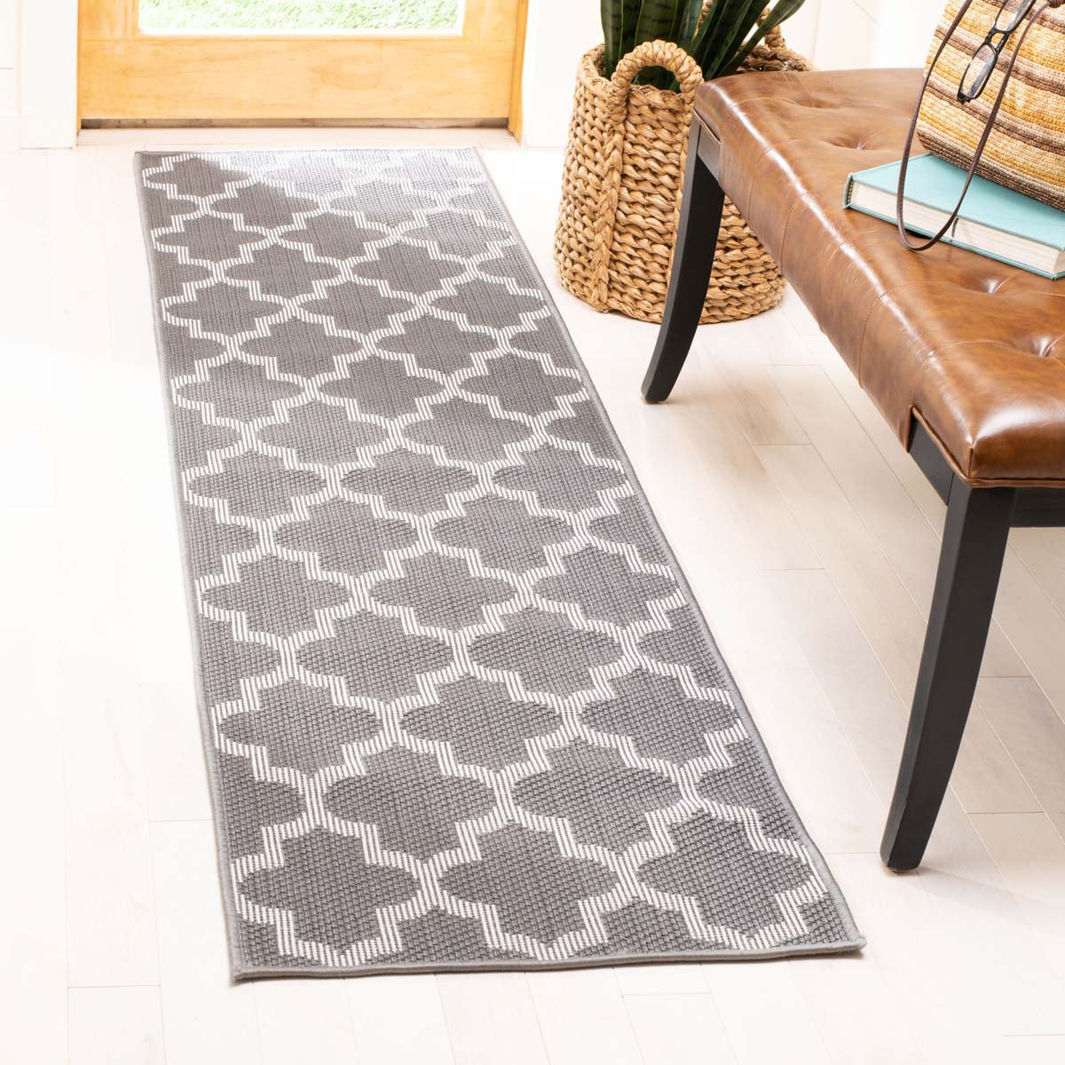 Safavieh Bermuda 804 Rug, BMU804 - Grey / Ivory