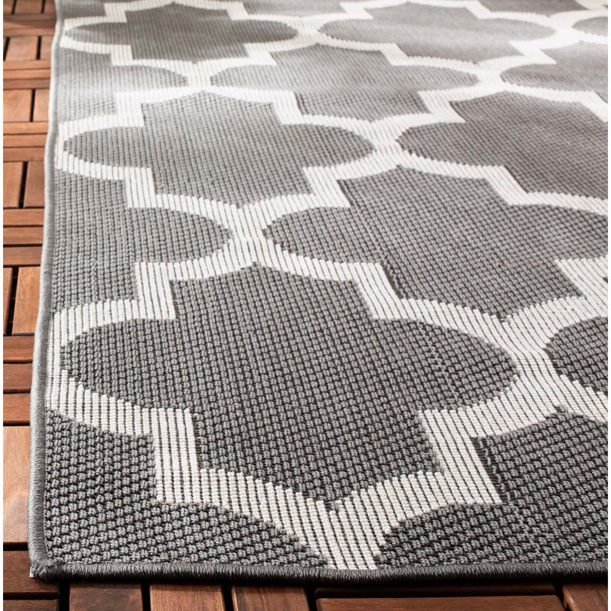 Safavieh Bermuda 804 Rug, BMU804 - Grey / Ivory