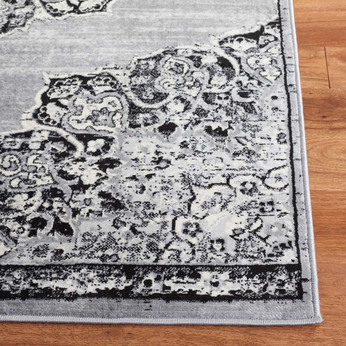 Safavieh Brentwood 802 Rug, Grey, BNT802 - Grey / Black