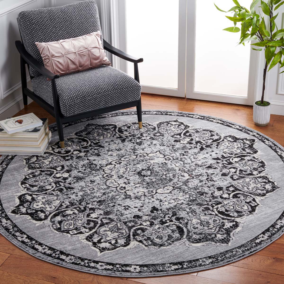 Safavieh Brentwood 802 Rug, Grey, BNT802 - Grey / Black