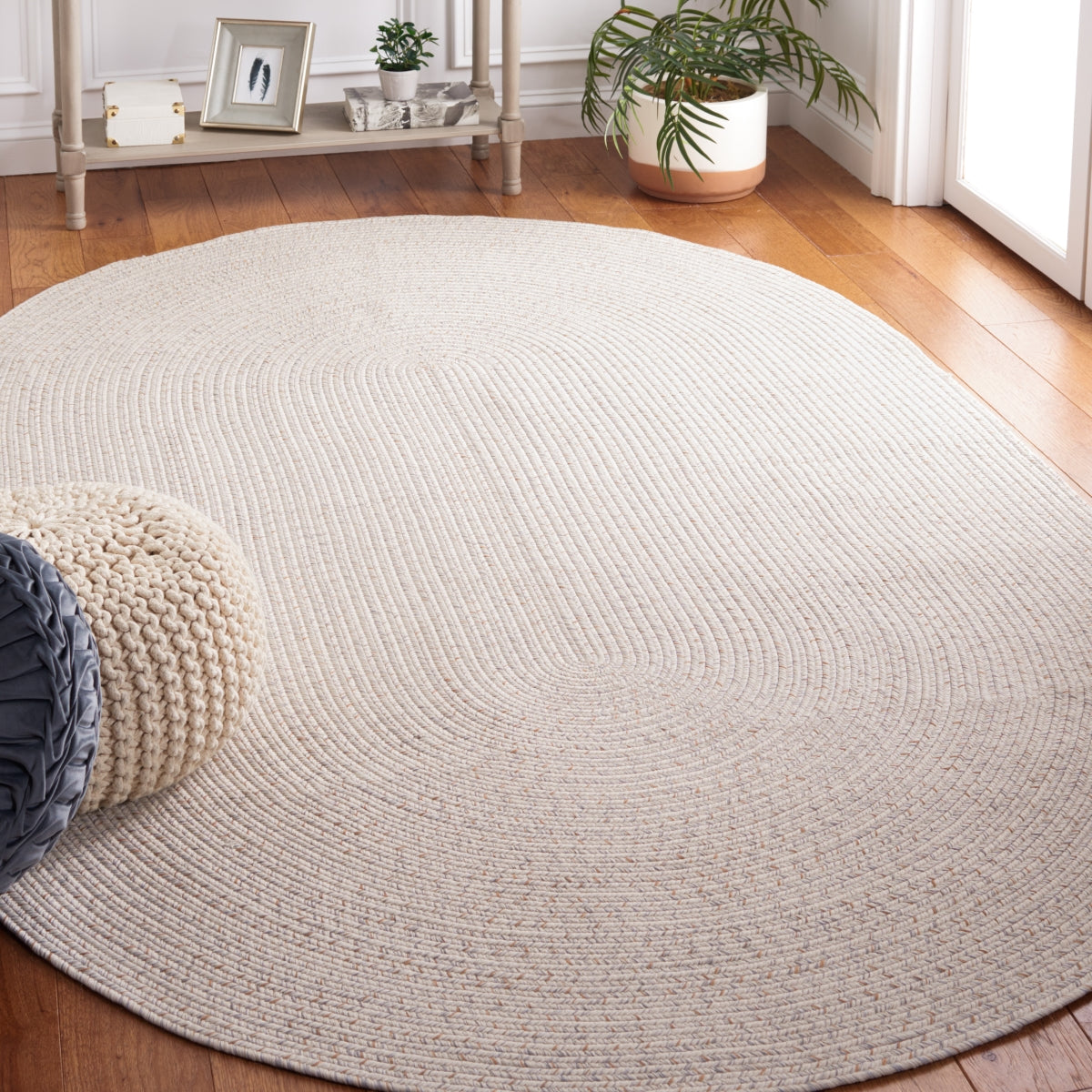 IVORY / LIGHT GREY