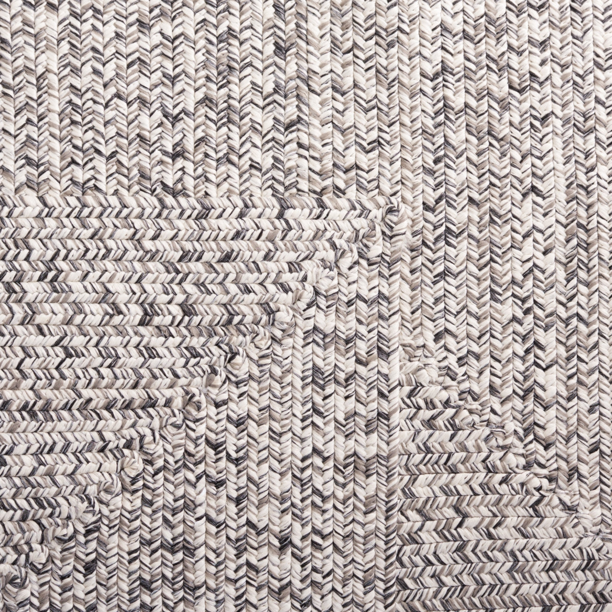 GREY / IVORY