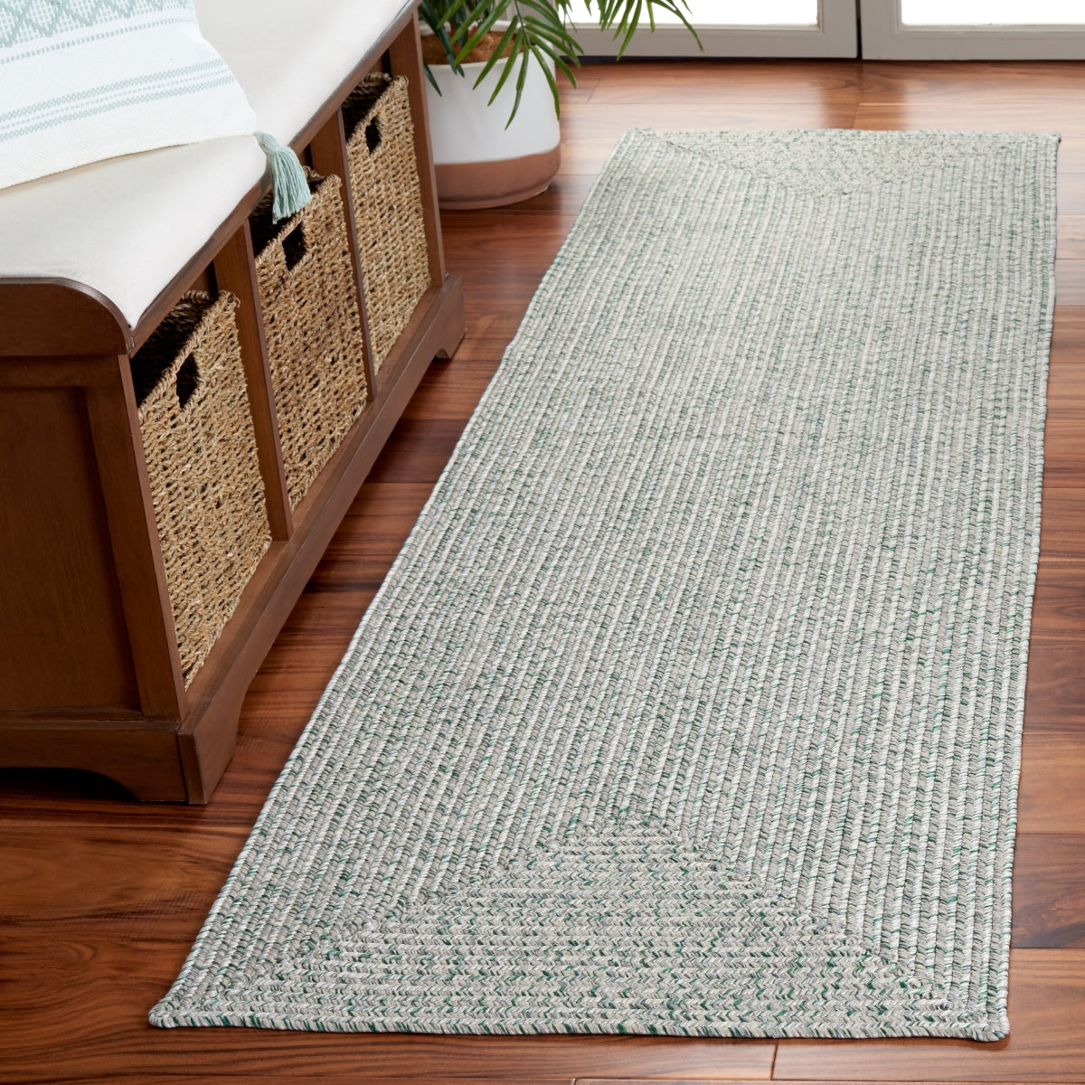 IVORY / GREEN