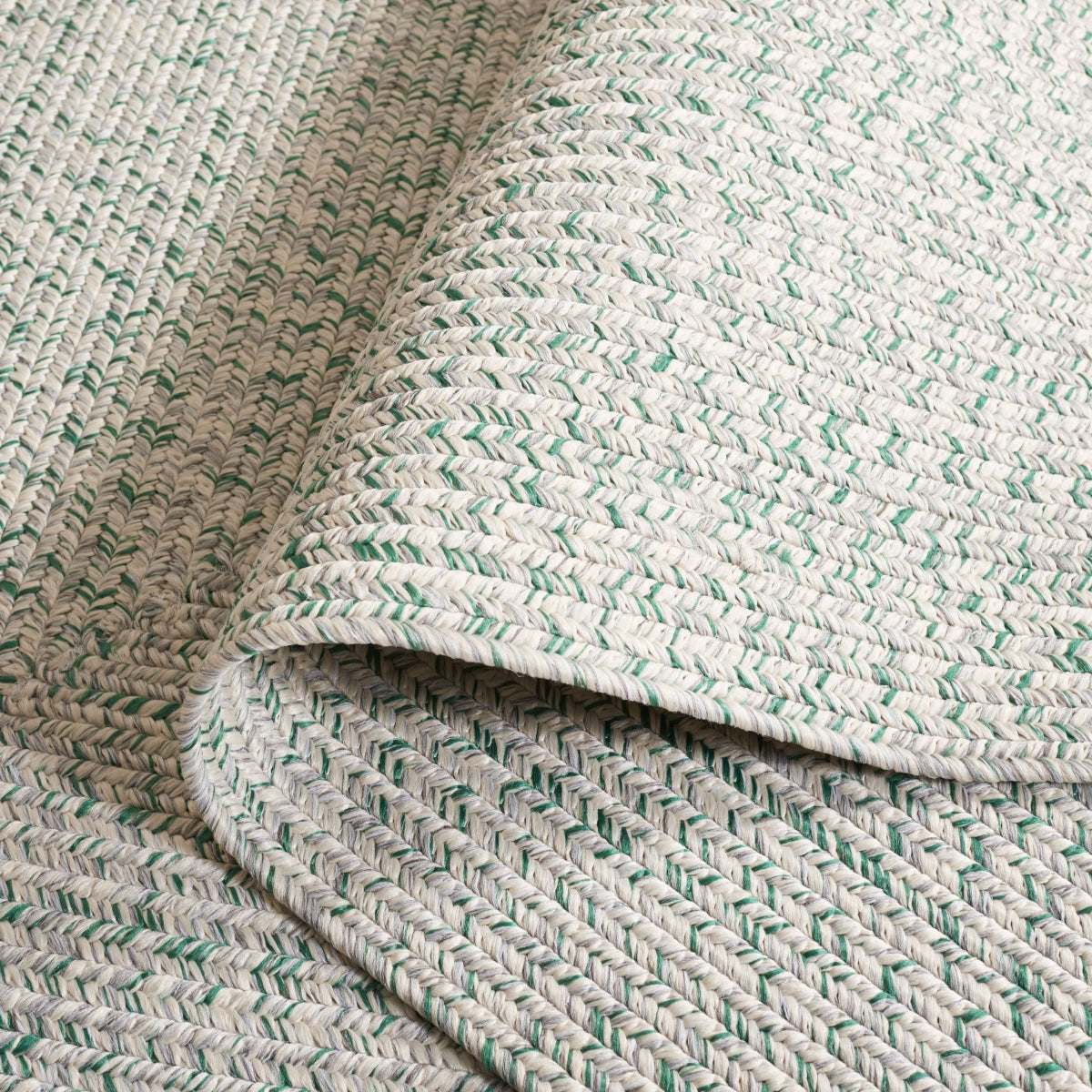 IVORY / GREEN