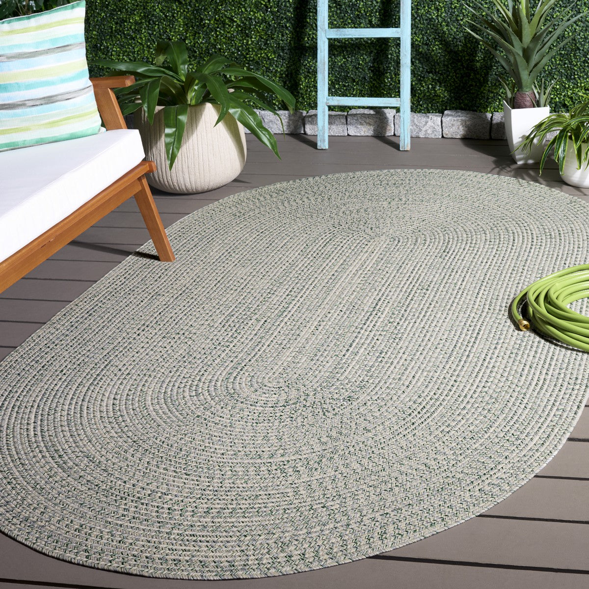 IVORY / GREEN