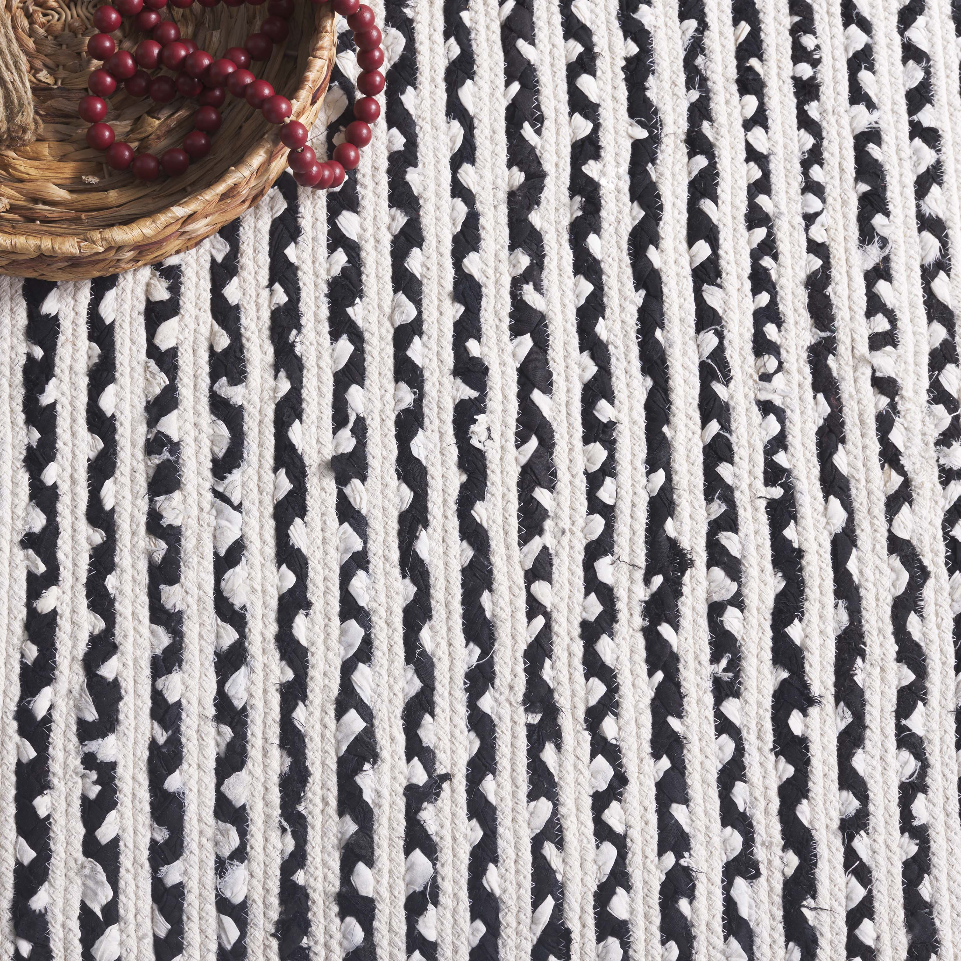 BRAIDED 260 – BLACK / IVORY