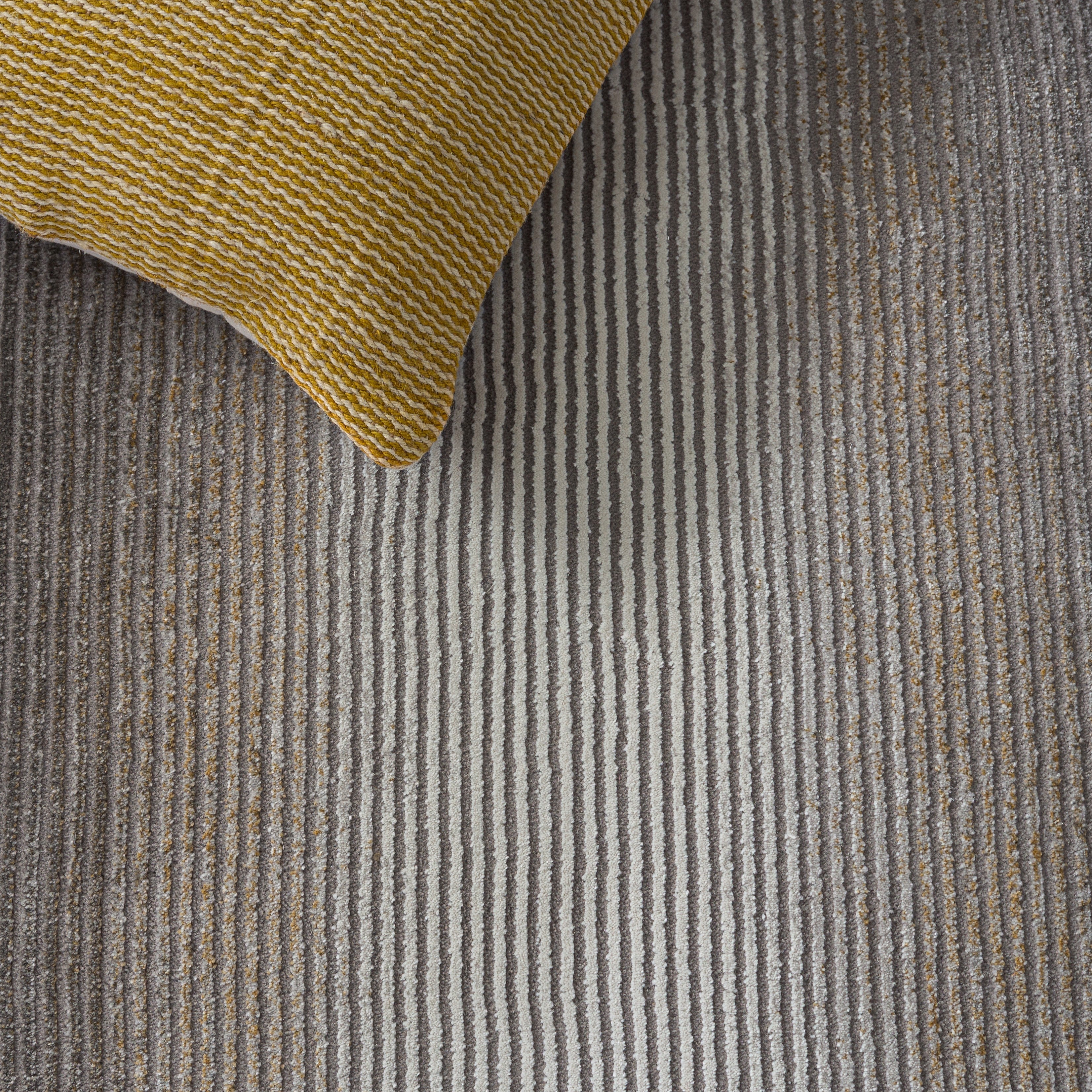 CRAFT 828 – GREY / GOLD