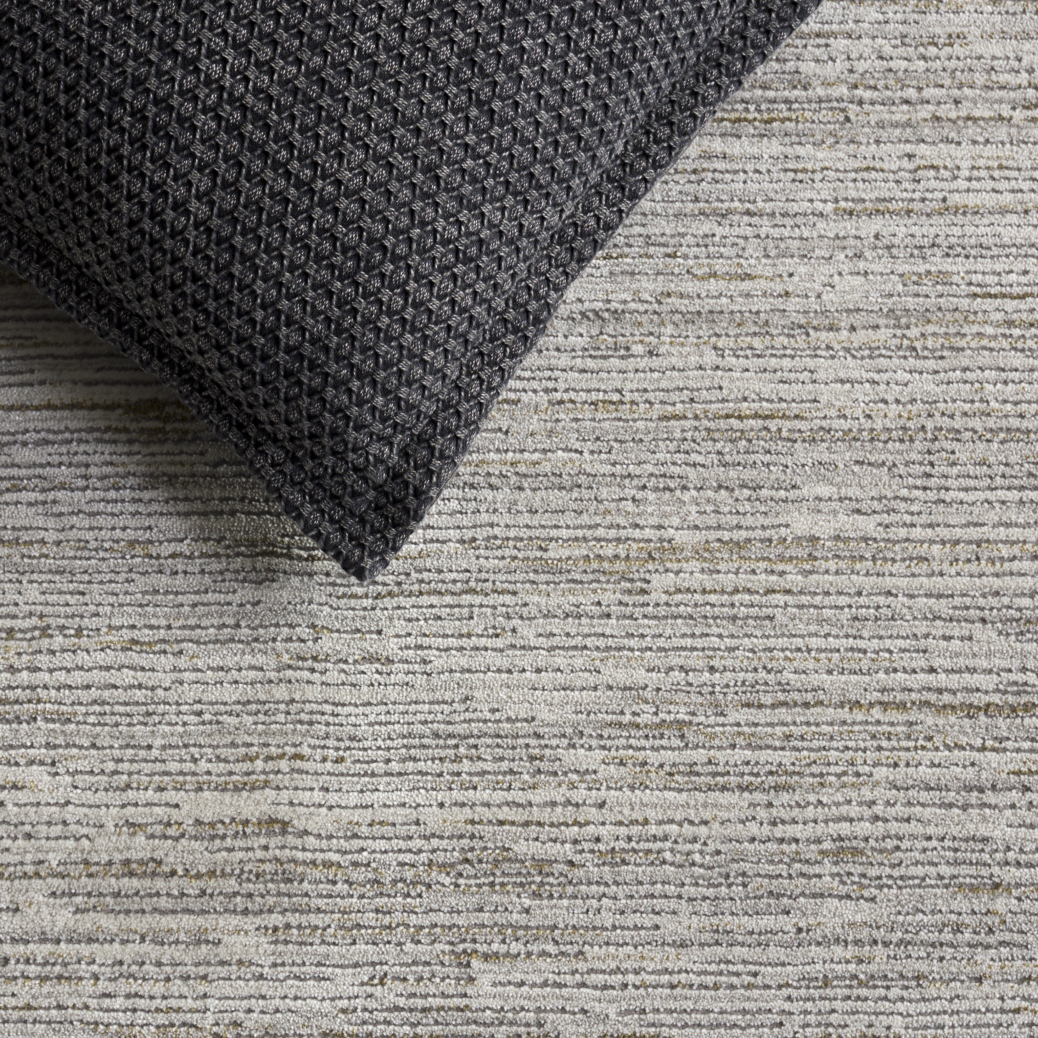 CRAFT 873 – GREY / GOLD