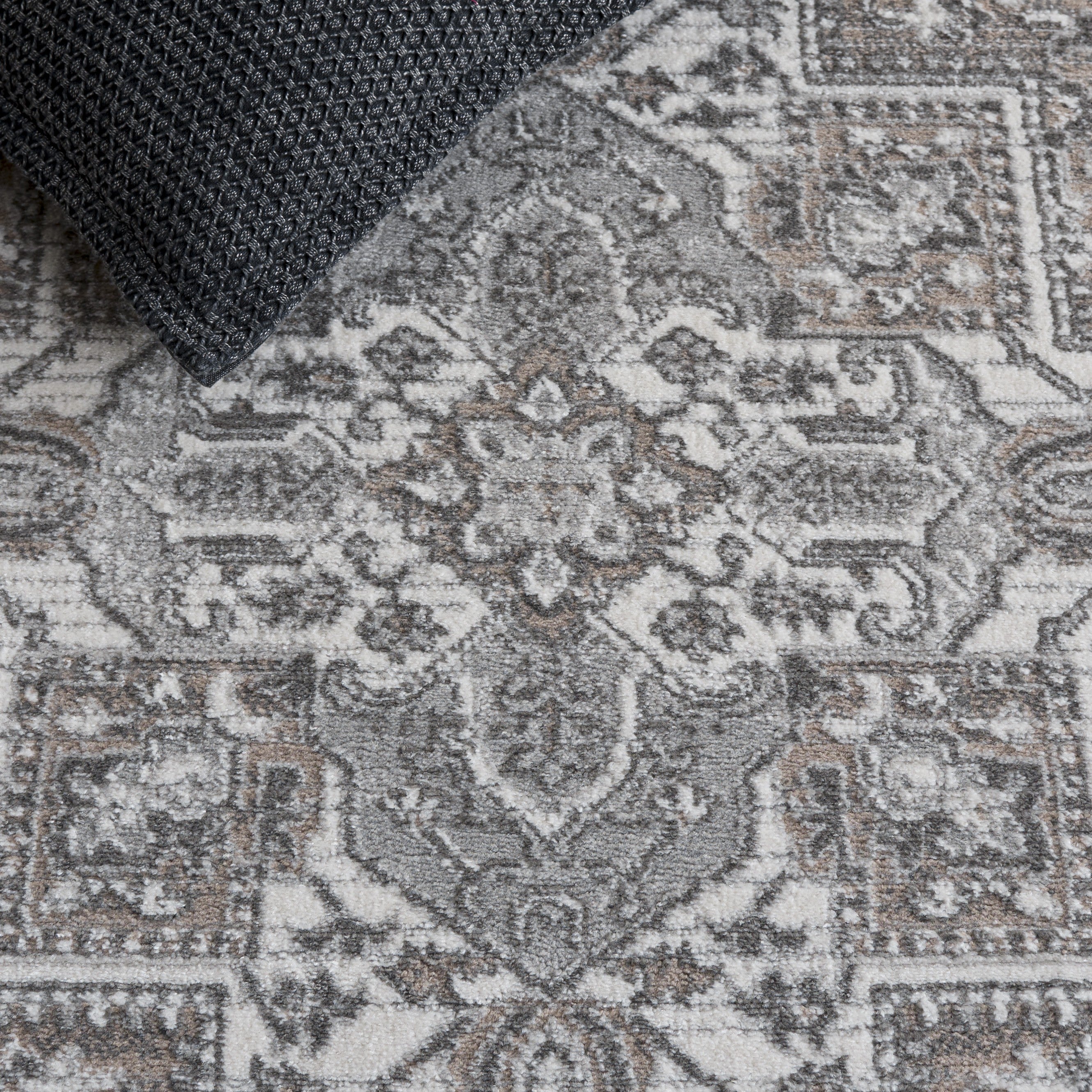CHAMBER 202 – DARK BEIGE / BEIGE