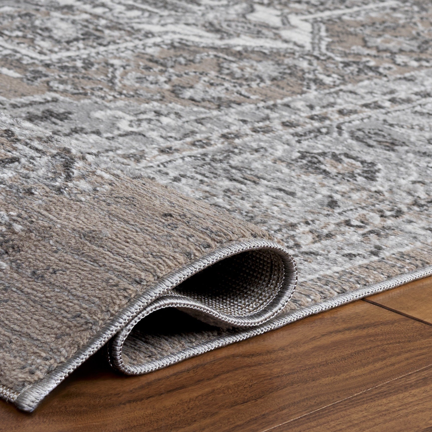 CHAMBER 202 – DARK BEIGE / BEIGE