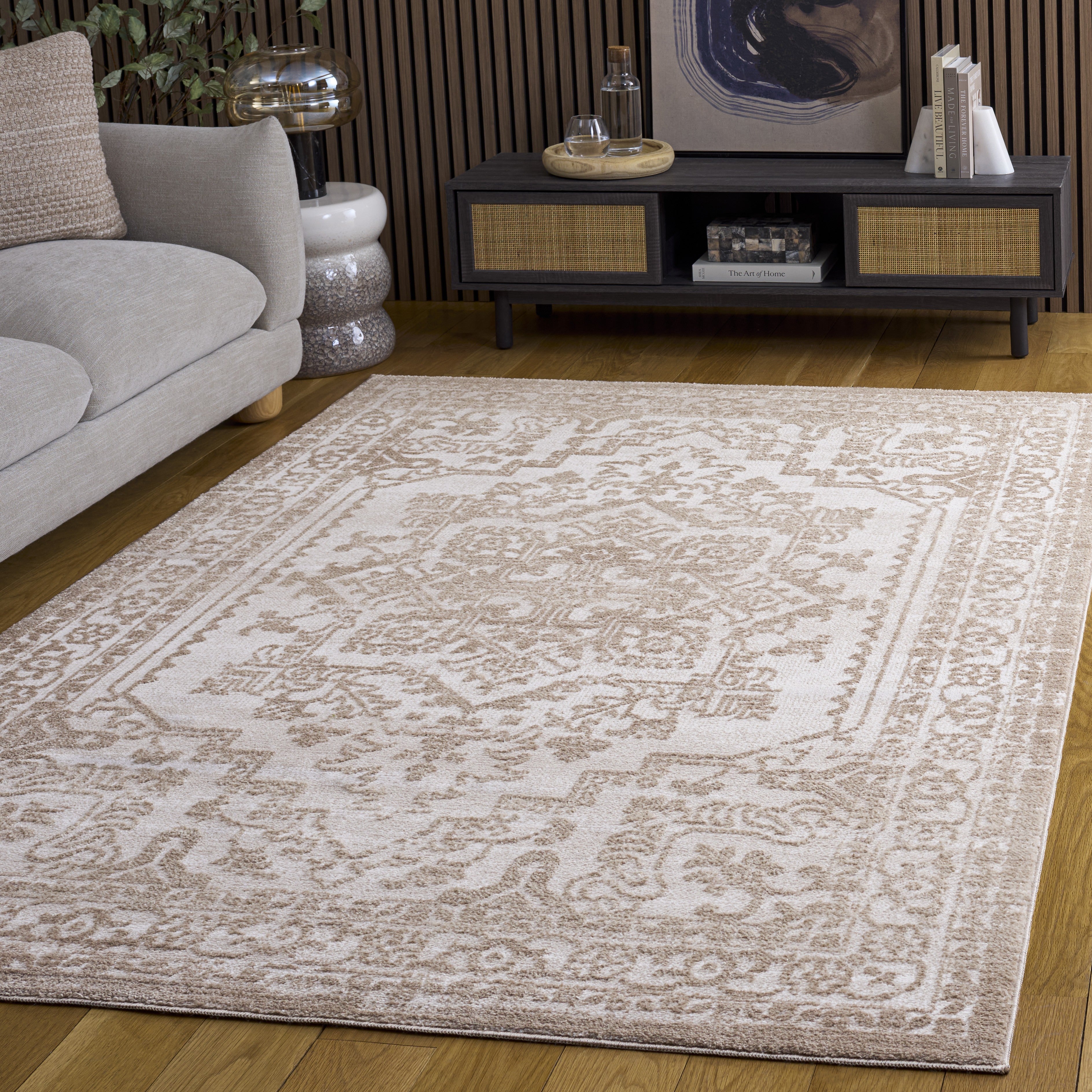CHAMBER 210 – IVORY / LIGHT BROWN