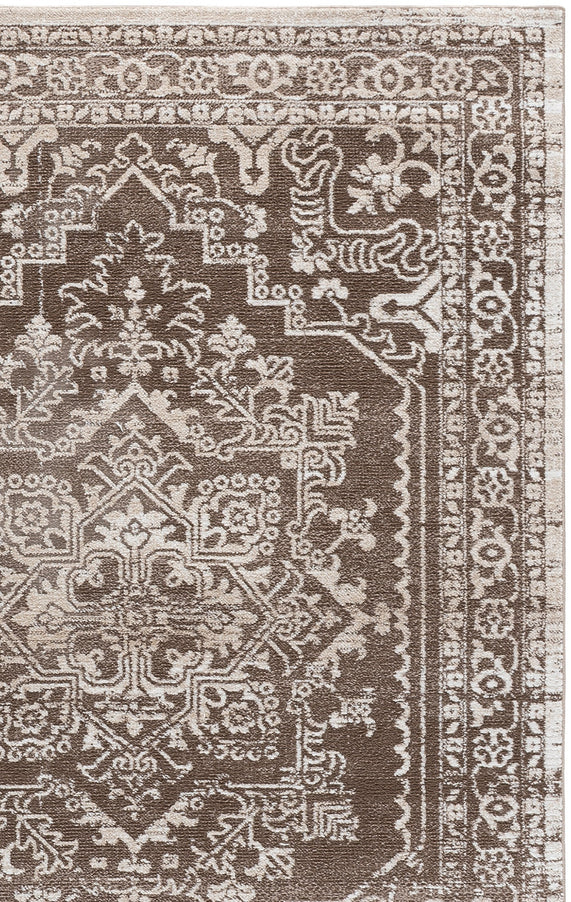 CHAMBER 210 – BROWN / IVORY