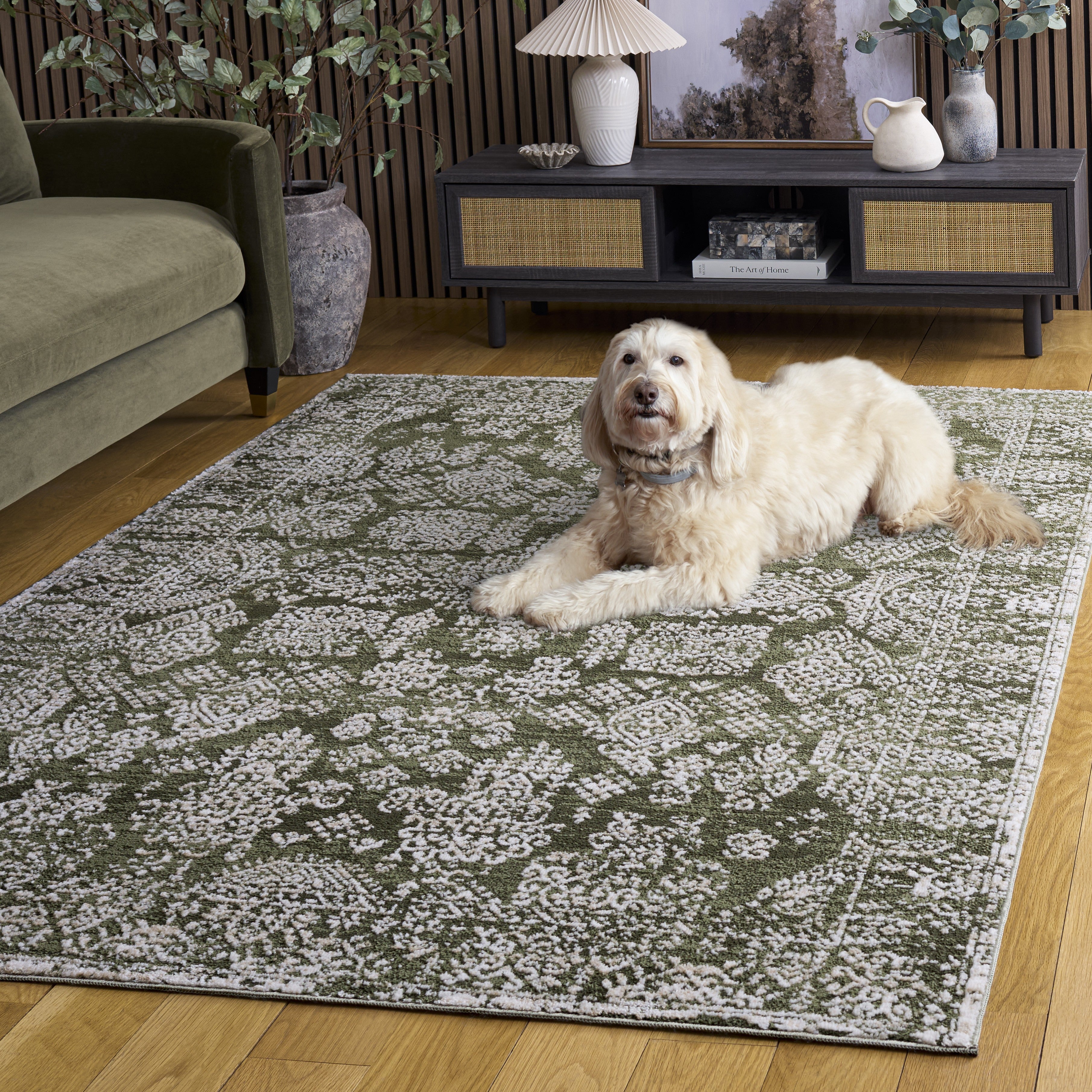 CHAMBER 212 – GREEN / IVORY