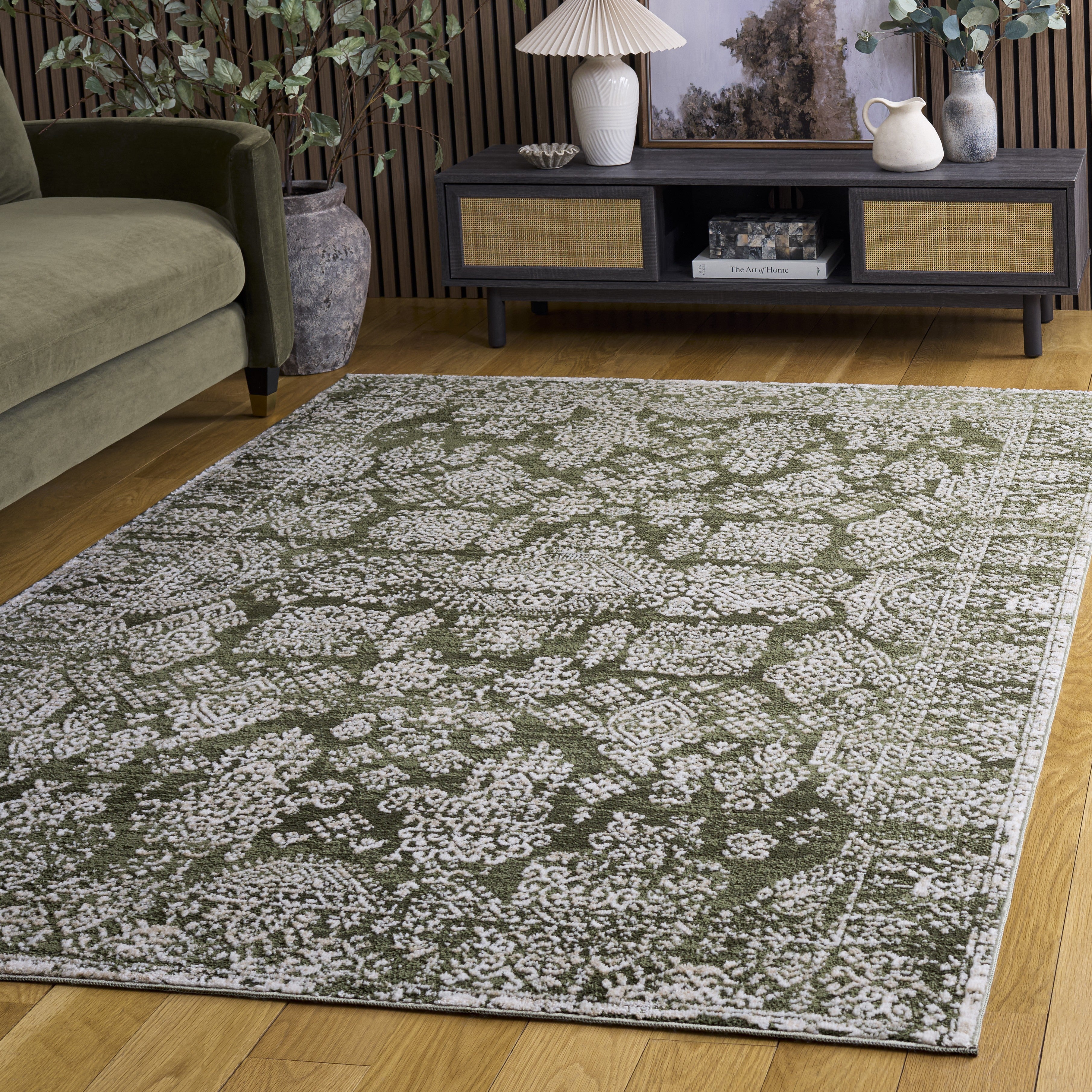 CHAMBER 212 – GREEN / IVORY