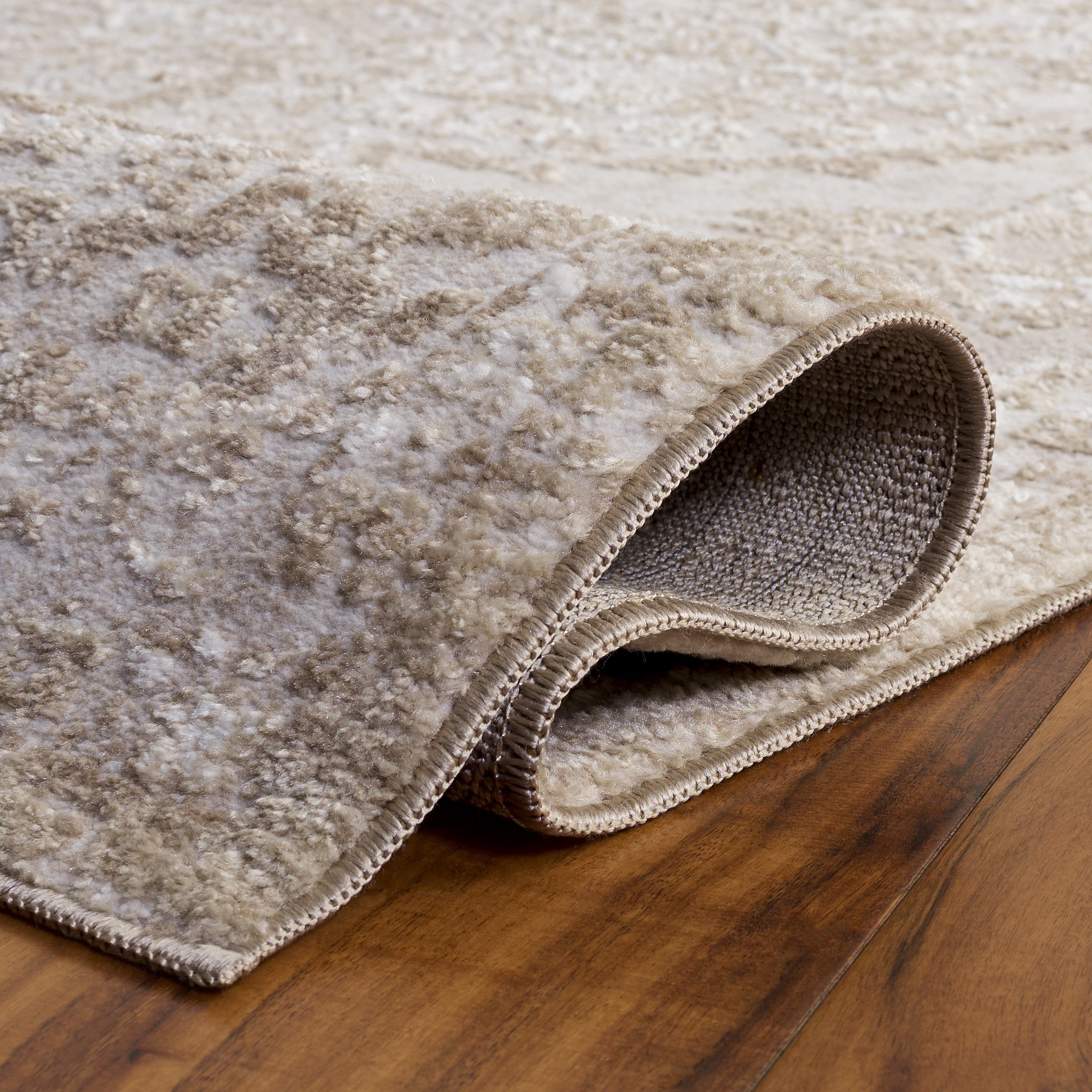 CHAMBER 214 – IVORY / LIGHT BEIGE