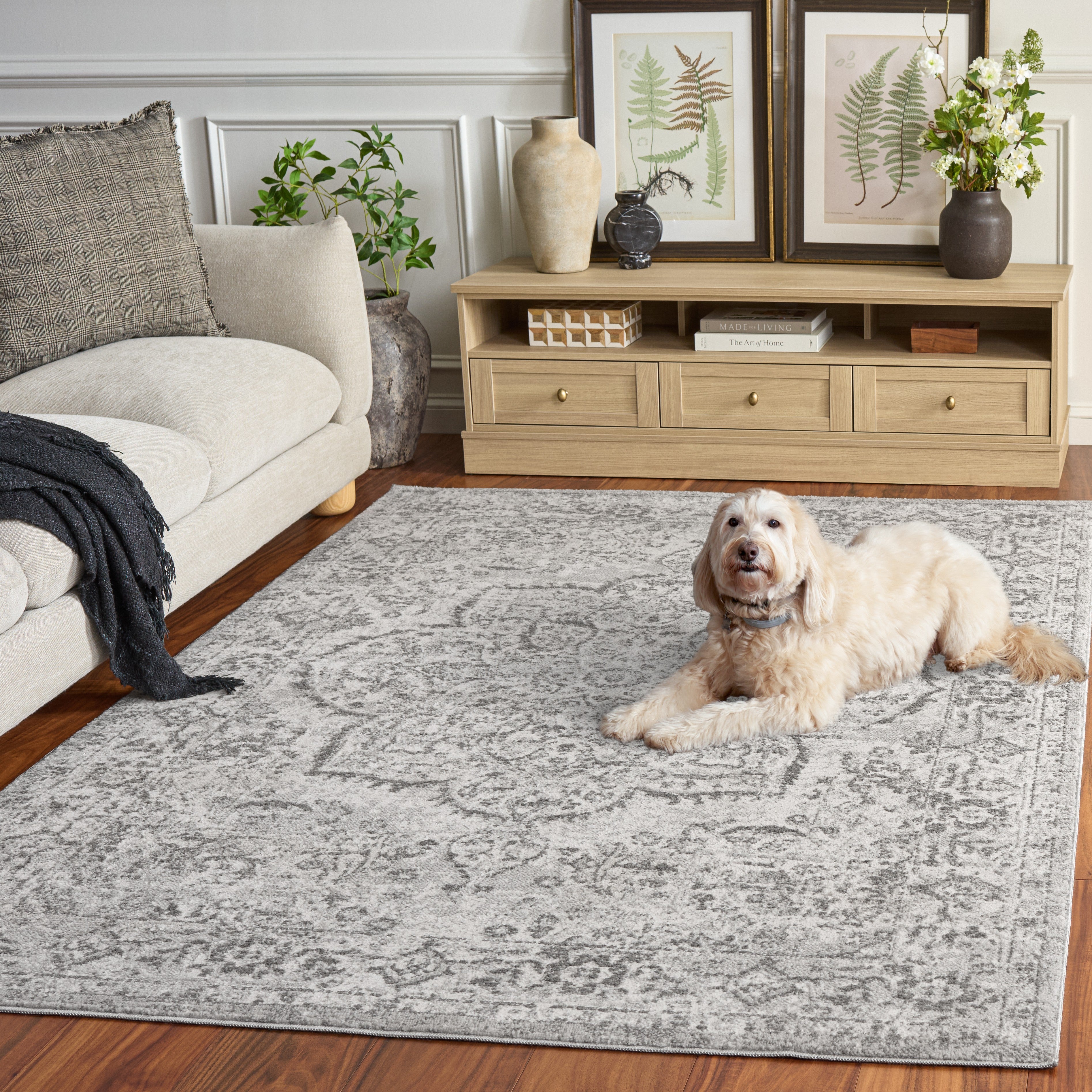 CHAMBER 214 – LIGHT GREY / IVORY