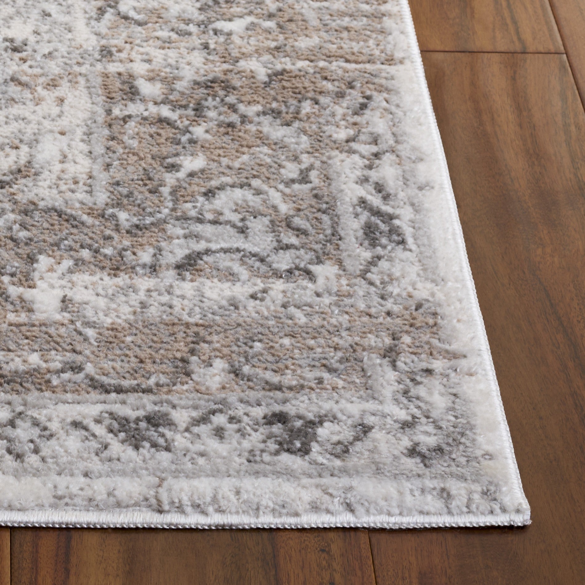 CHAMBER 216 – BEIGE / GREY IVORY