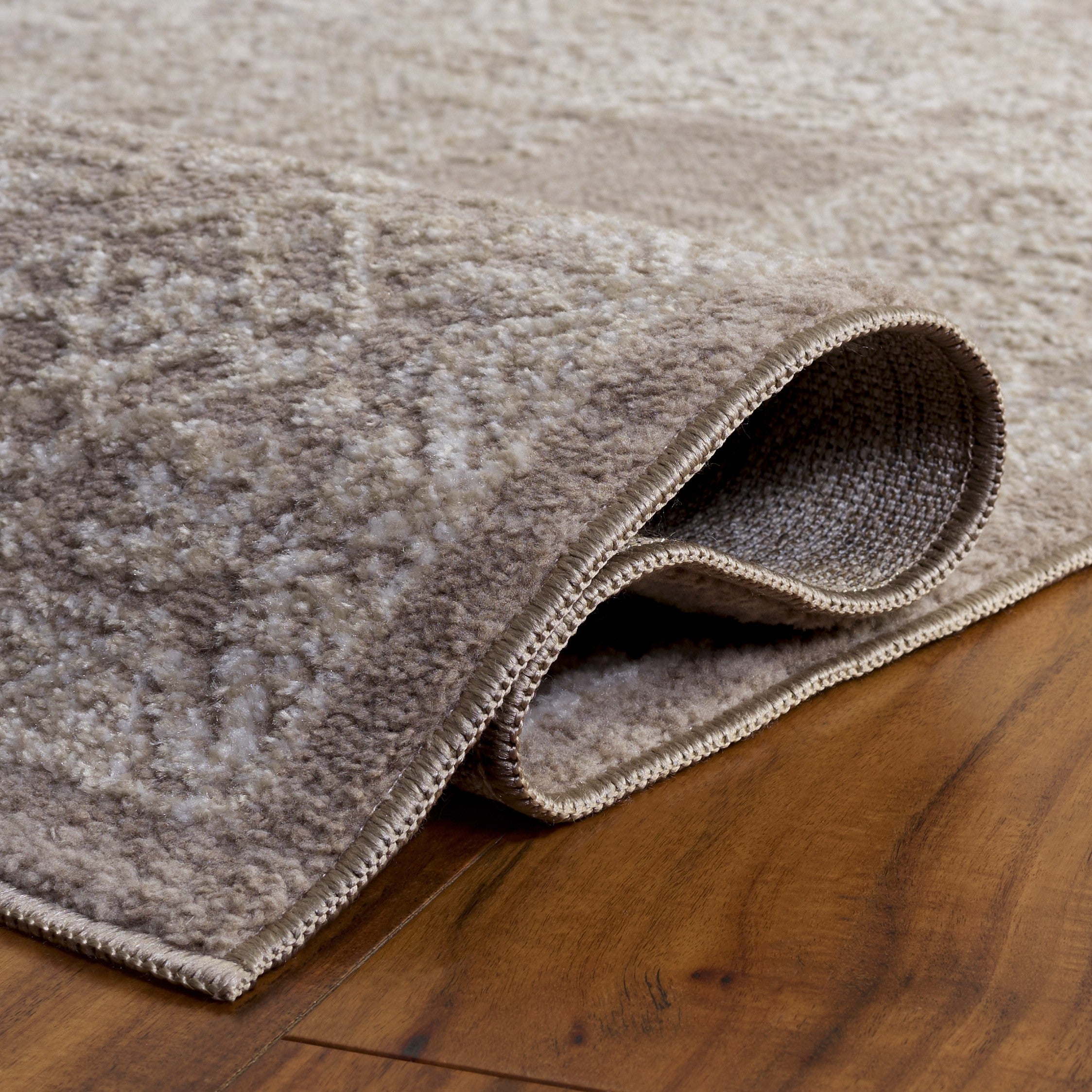 CHAMBER 218 – BEIGE / IVORY