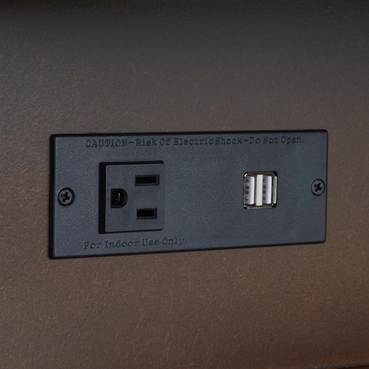 Safavieh Scully 2 Drawer 1 Shelf Chest W/ Usb, CHS6417 - Medium Oak / Gold