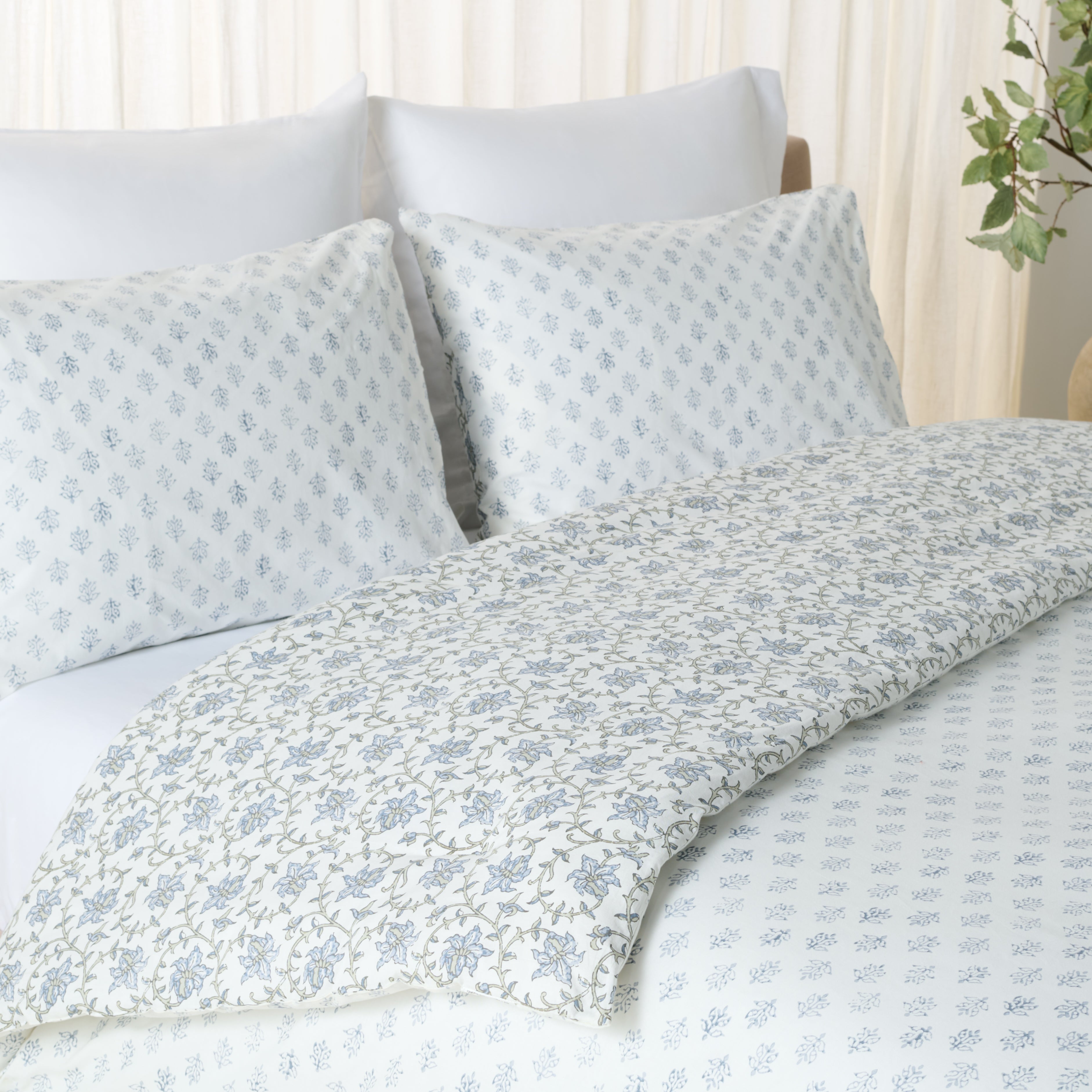 BLUE MIST / SAGE GREEN