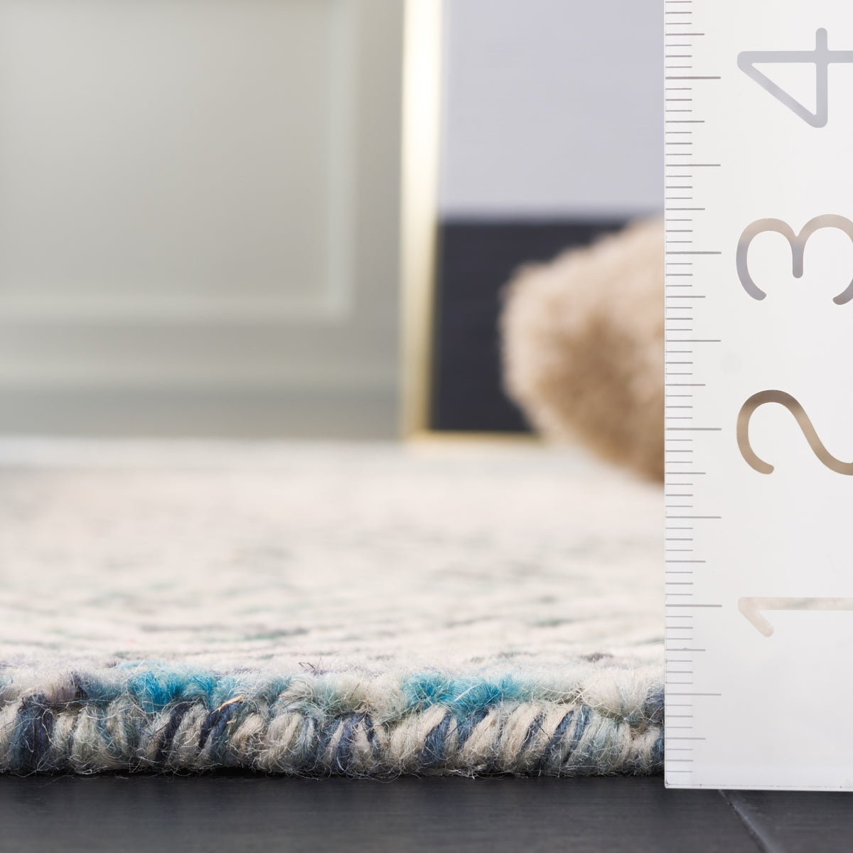 BLUE / IVORY