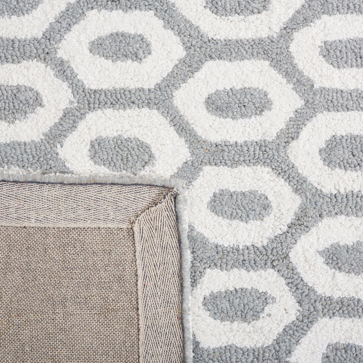 IVORY / GREY