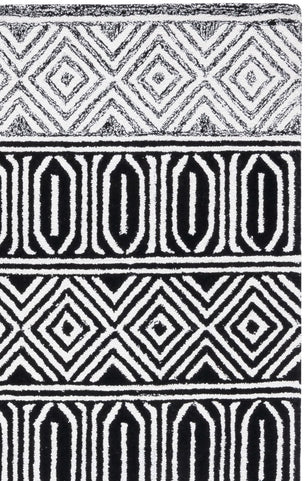 IVORY / BLACK