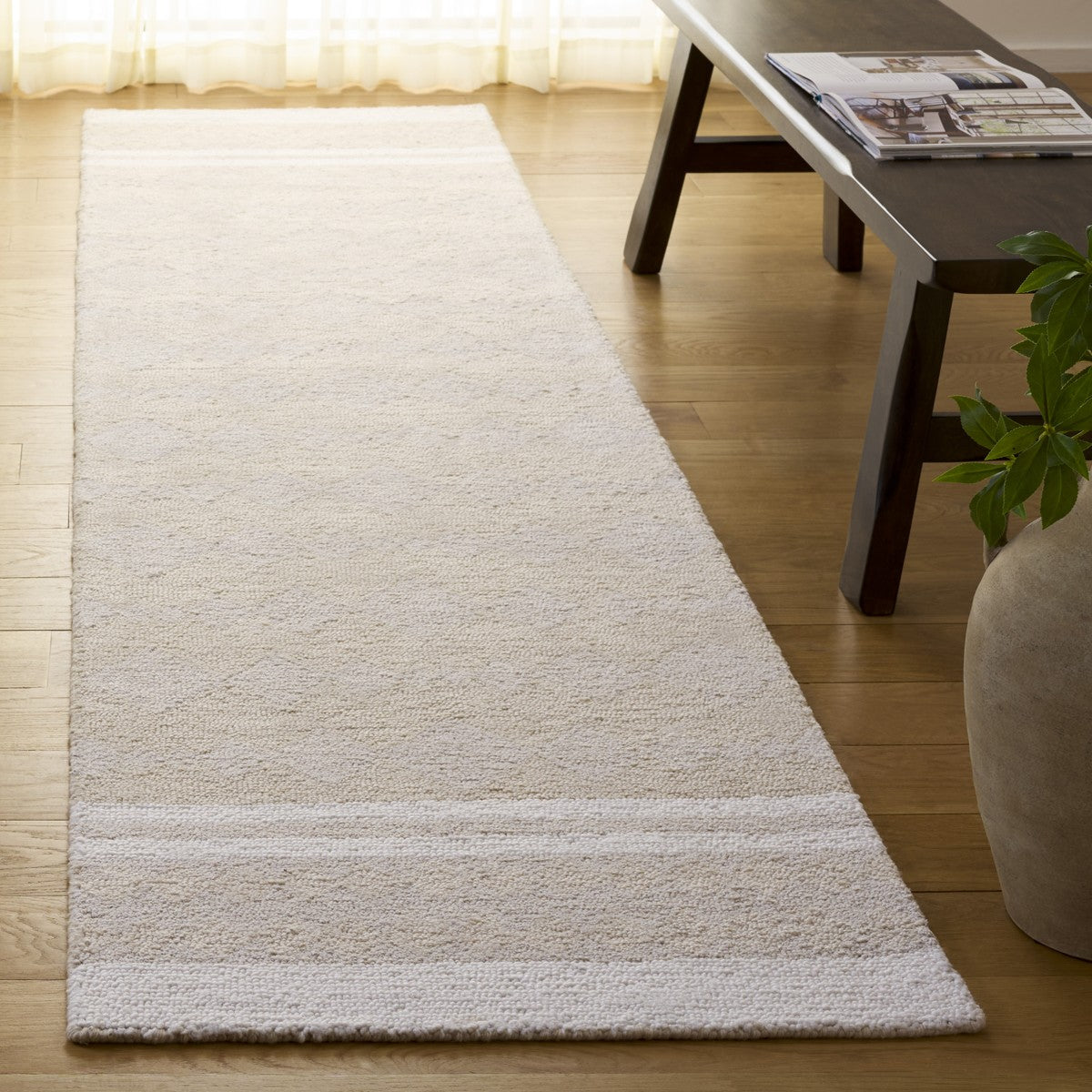 IVORY / BEIGE