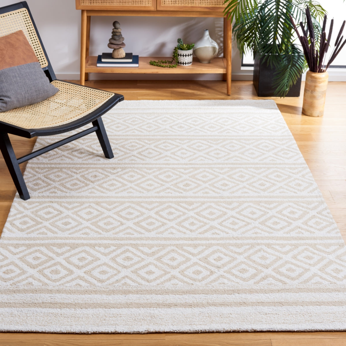 IVORY / BEIGE