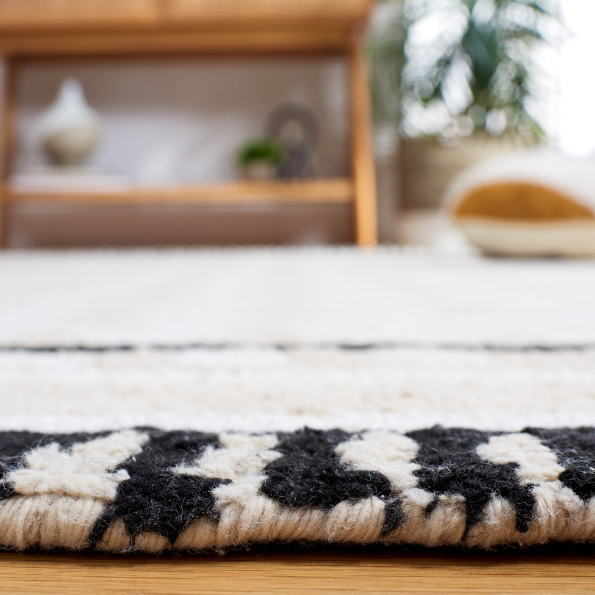 IVORY / BEIGE