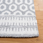 IVORY / GREY