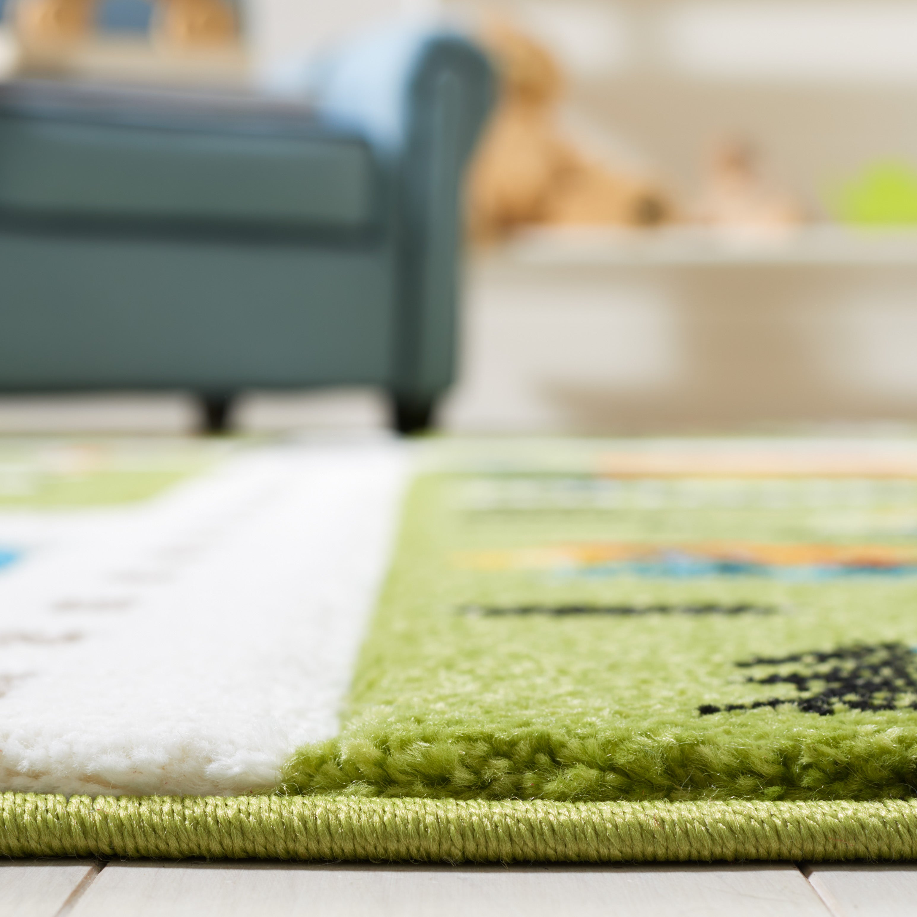 GREEN / BEIGE