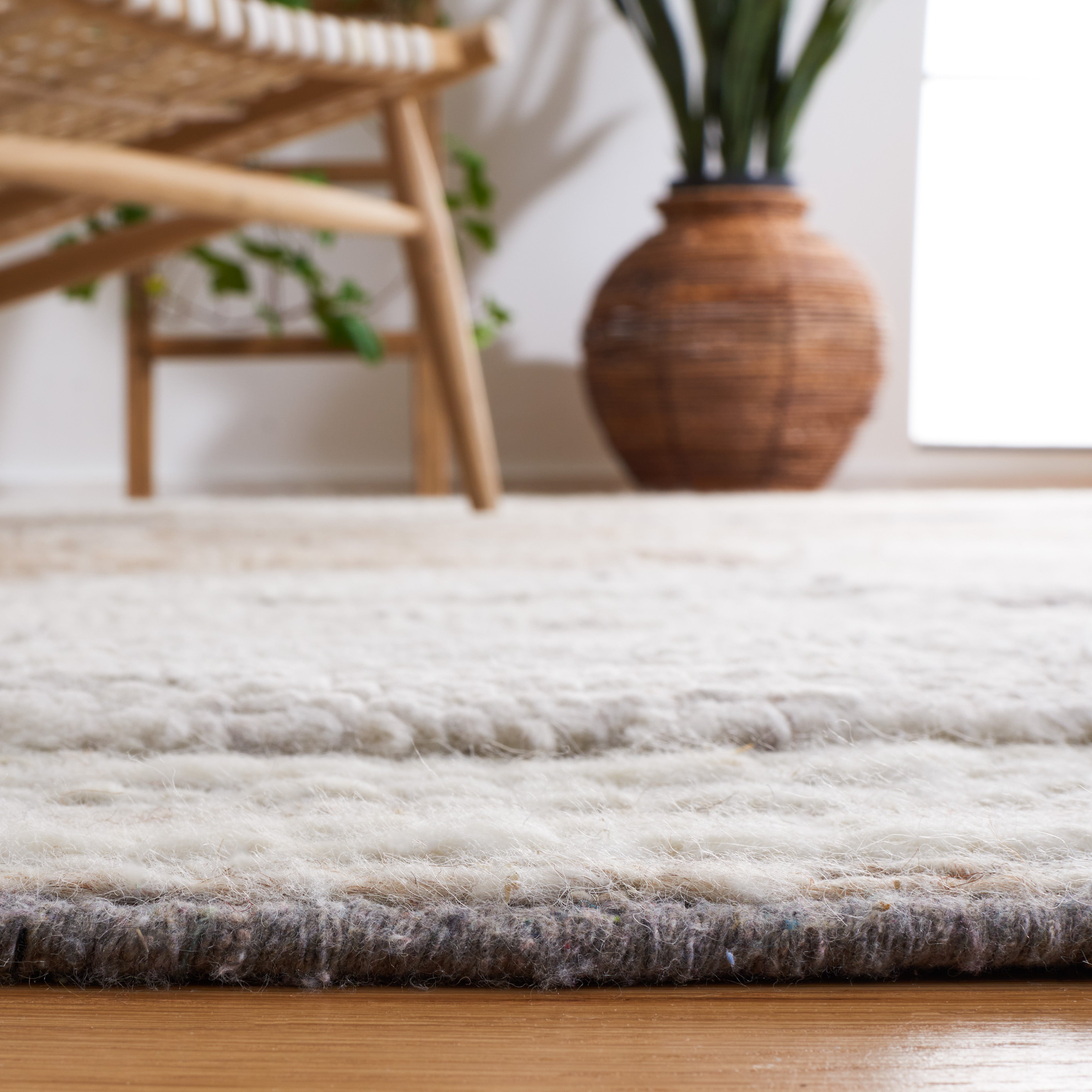 NATURAL / IVORY