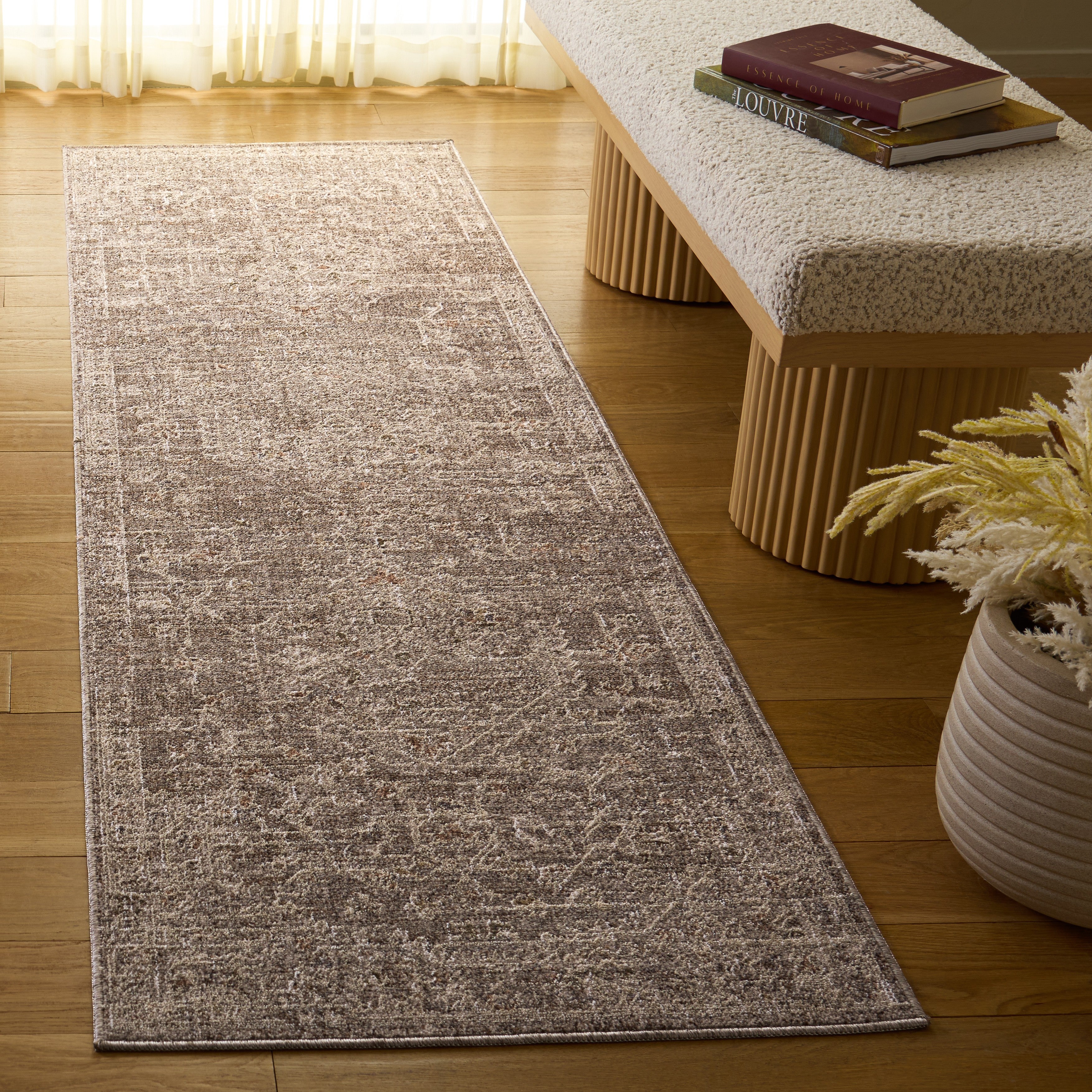 CRYSTAL 318 – DARK BEIGE