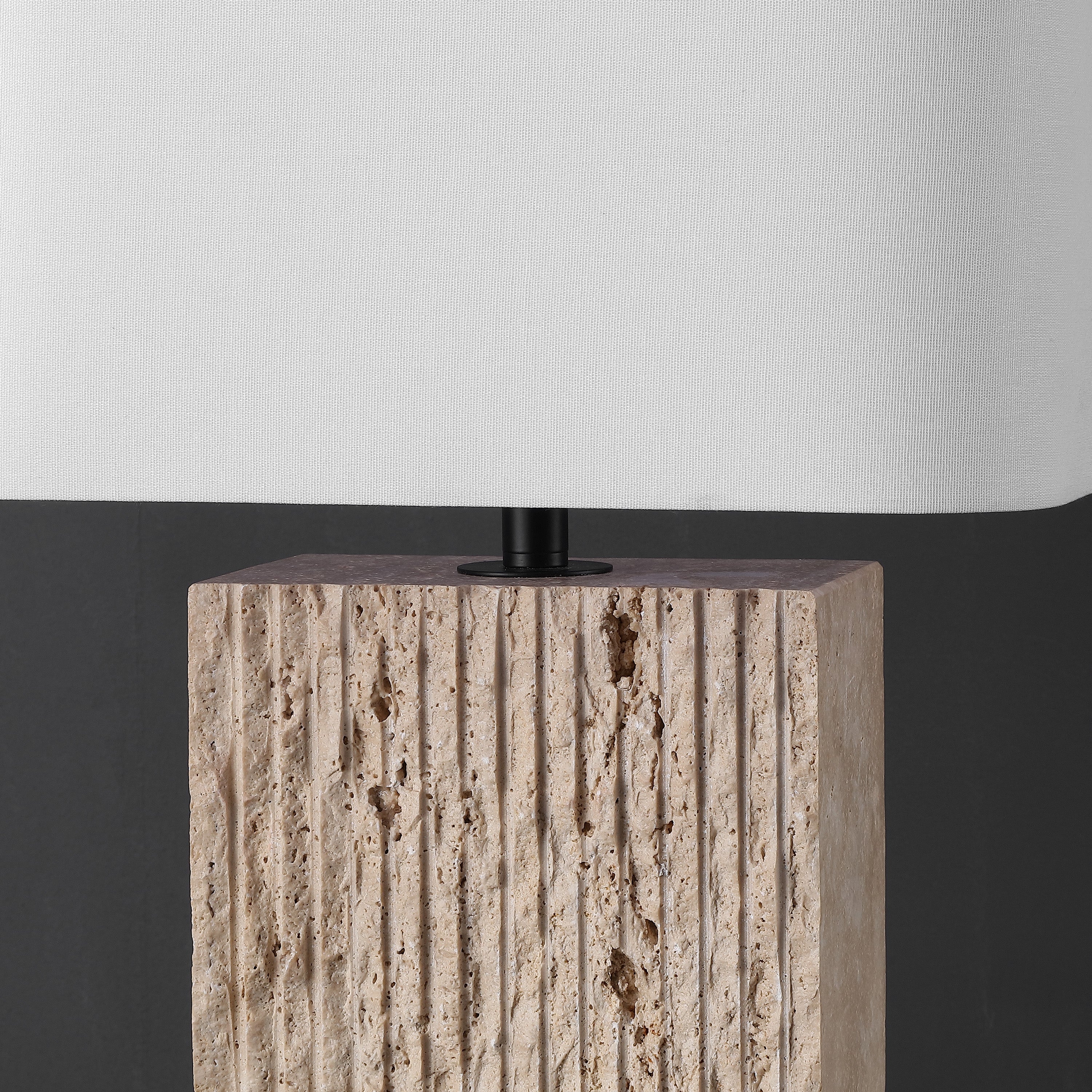 TRAVERTINE / WHITE